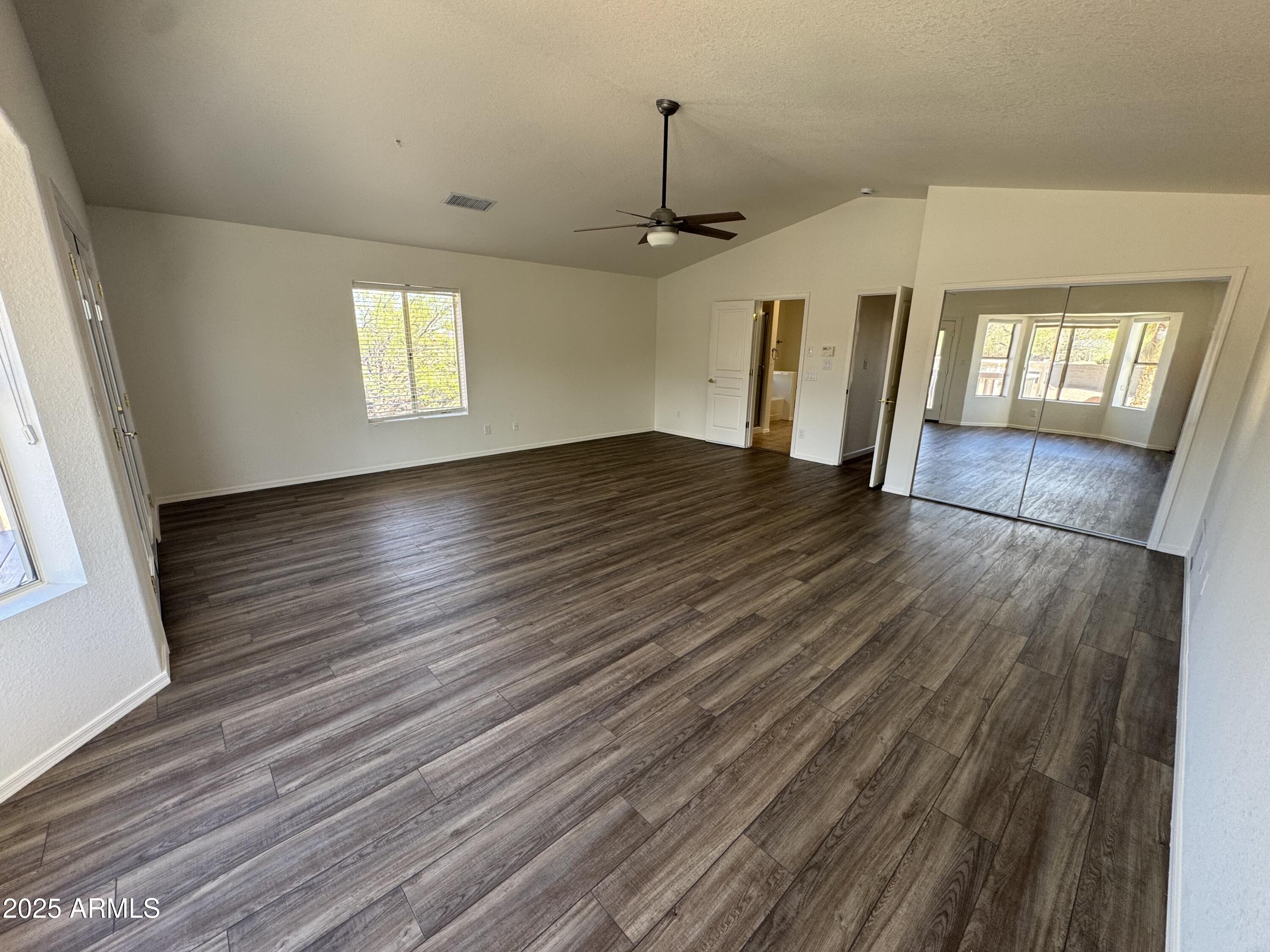2720 E Eagle Rock Drive Property Photo 35