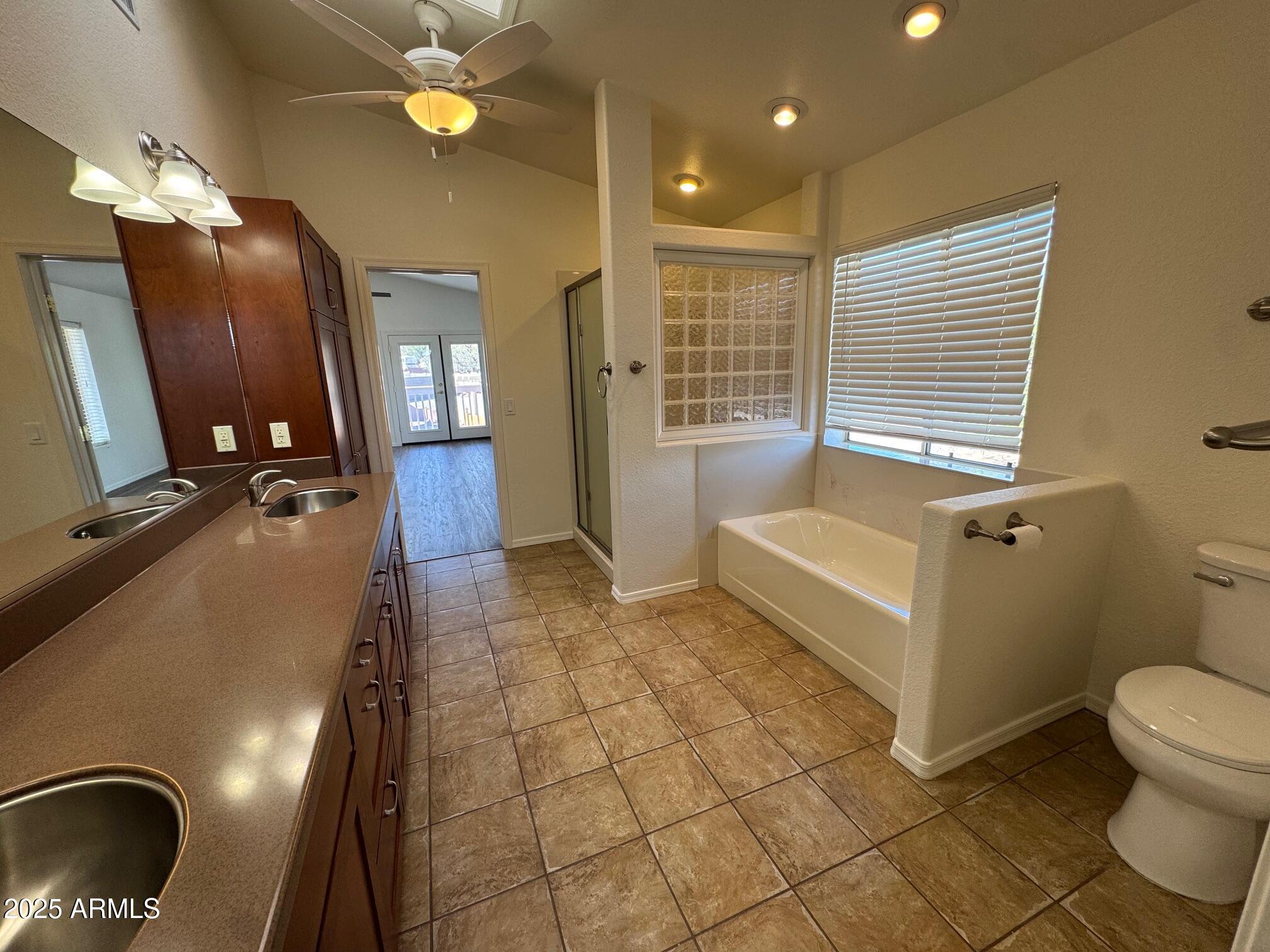 2720 E Eagle Rock Drive Property Photo 38