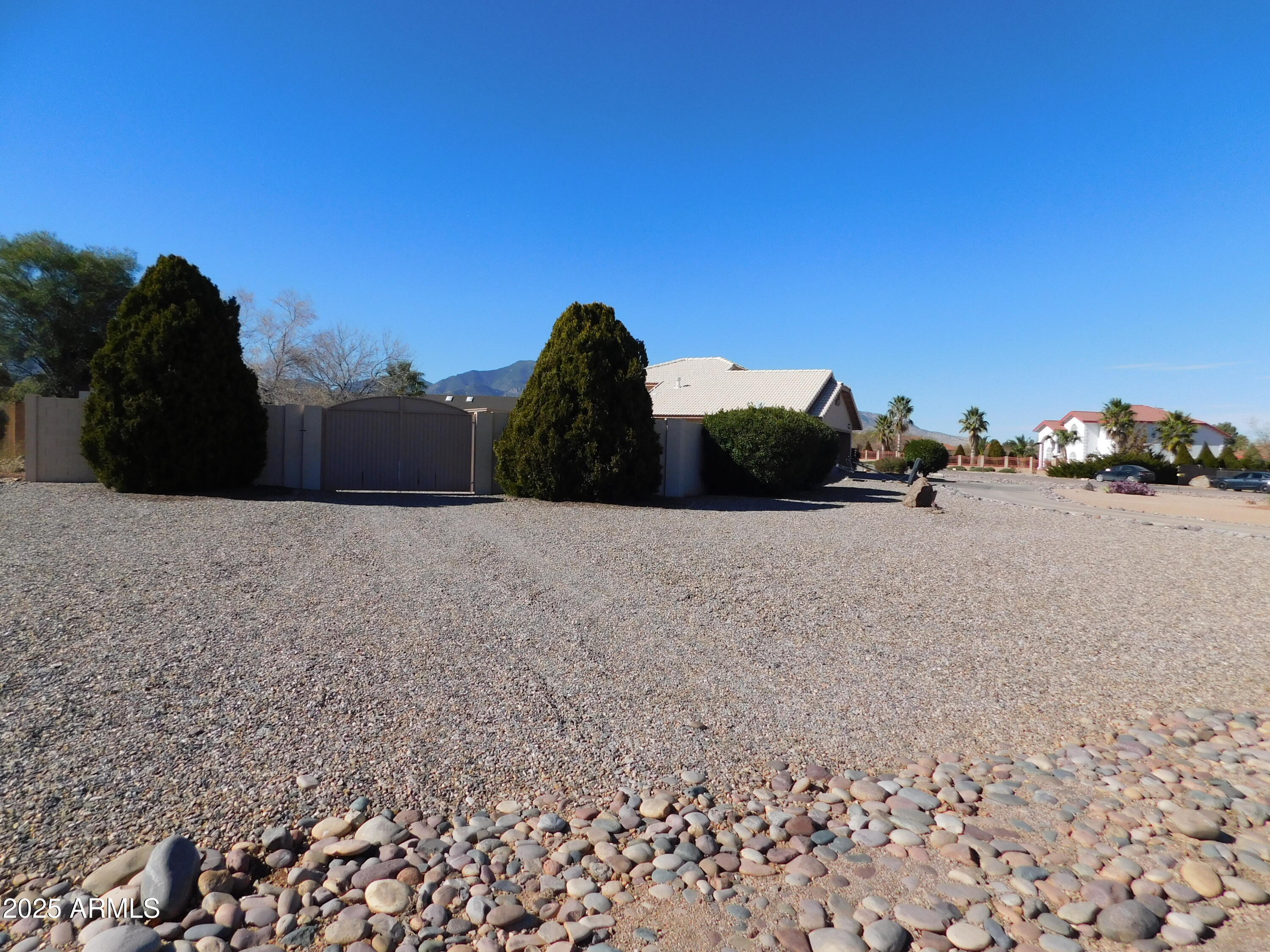 2720 E Eagle Rock Drive Property Photo 57