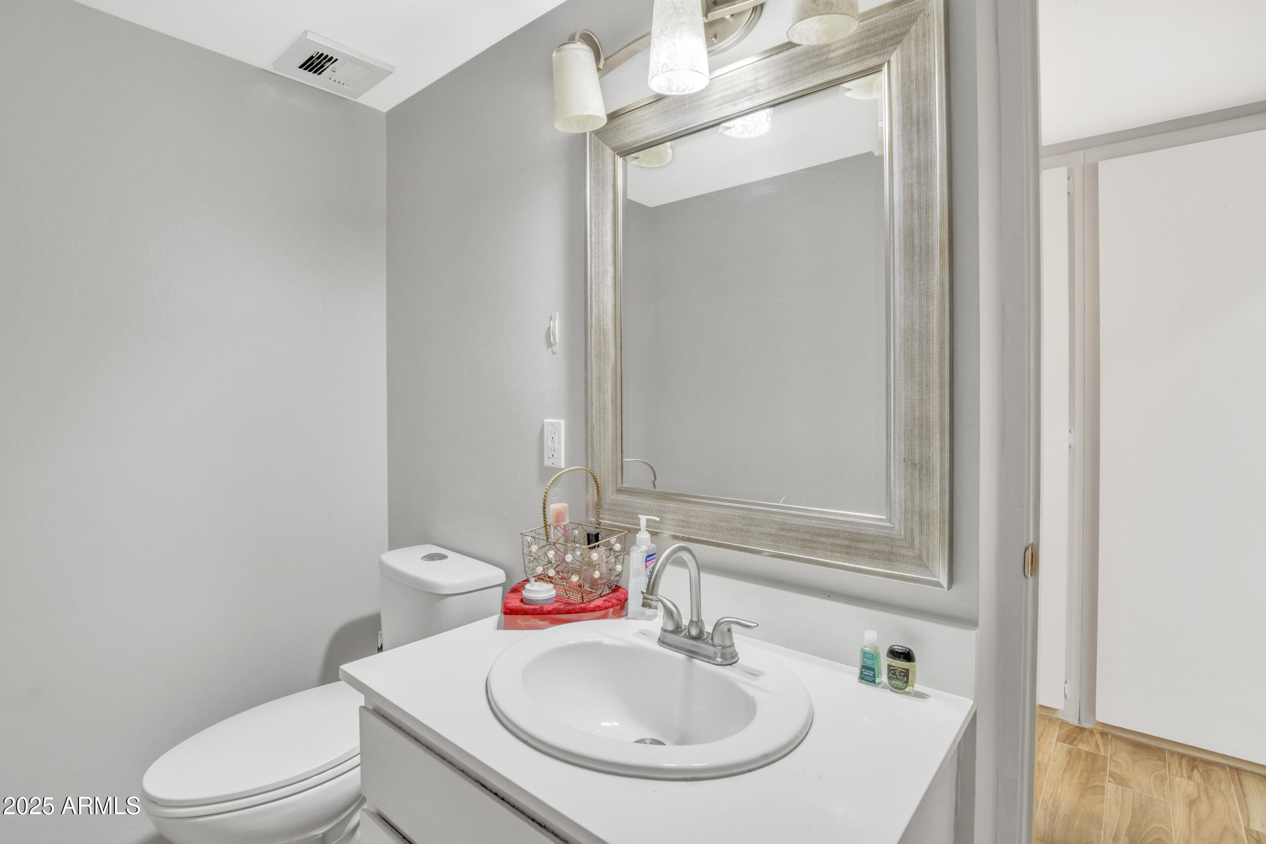 1732 E Baker Drive Property Photo 26