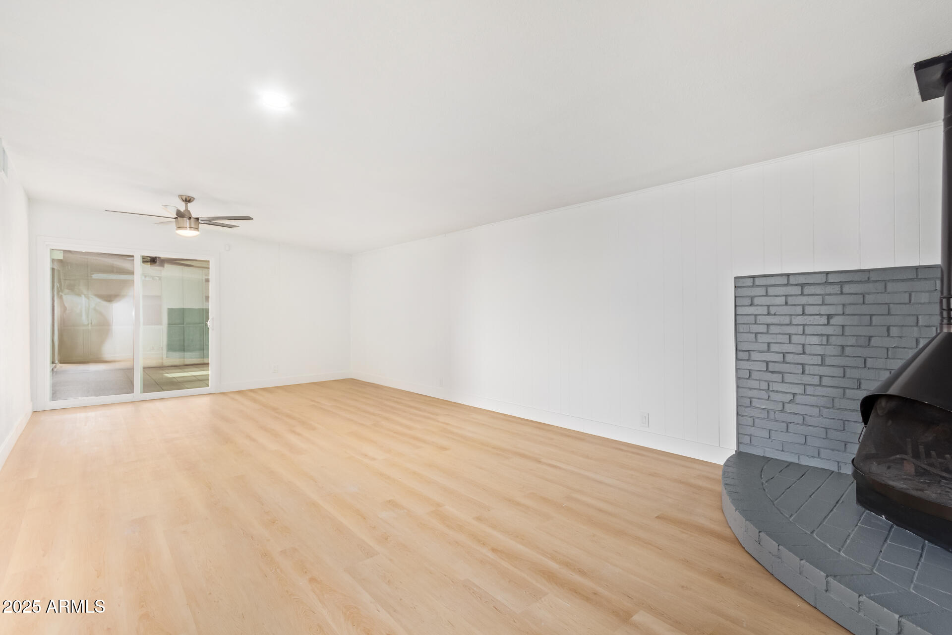 501 W Linda Lane Property Photo 10