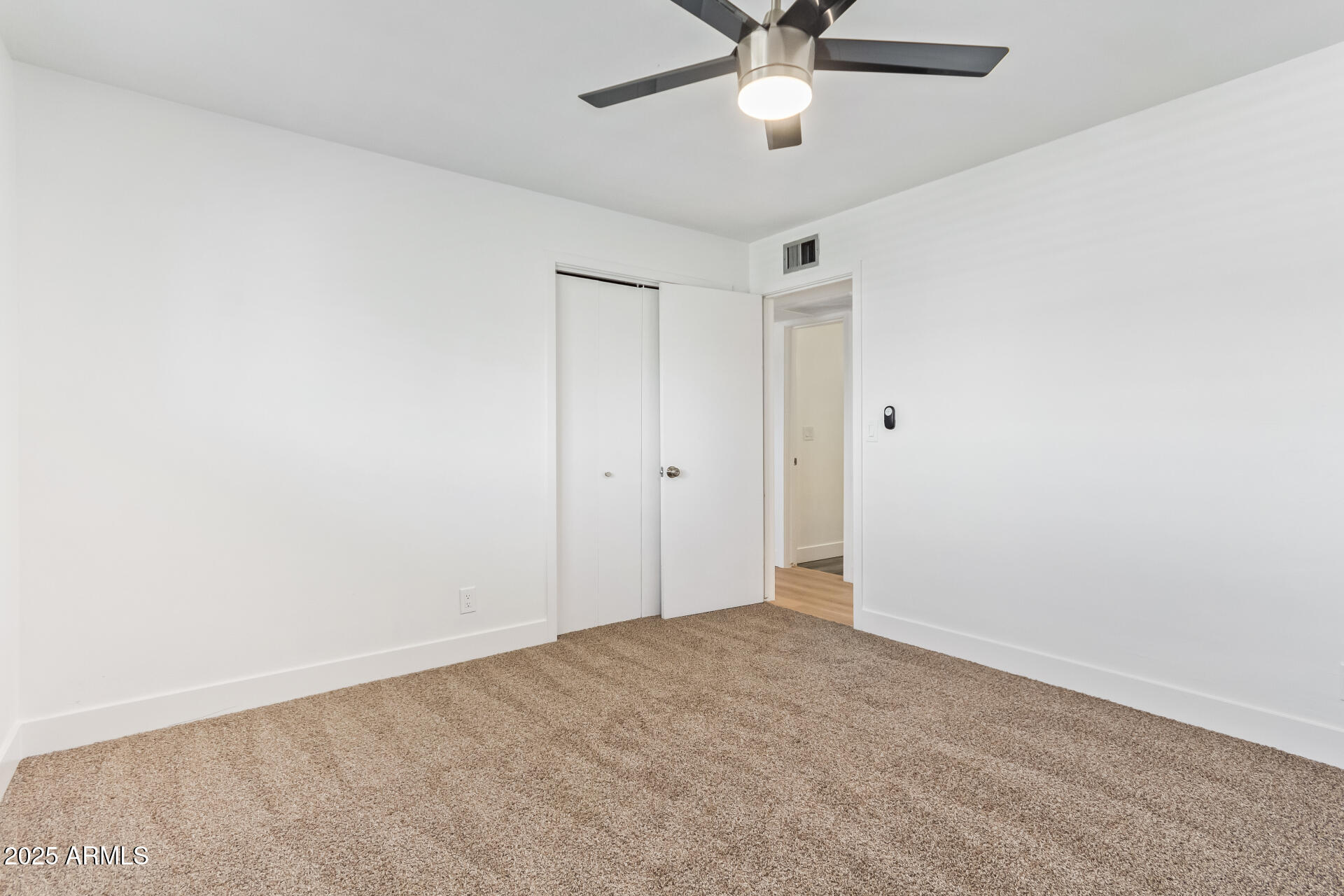 501 W Linda Lane Property Photo 19