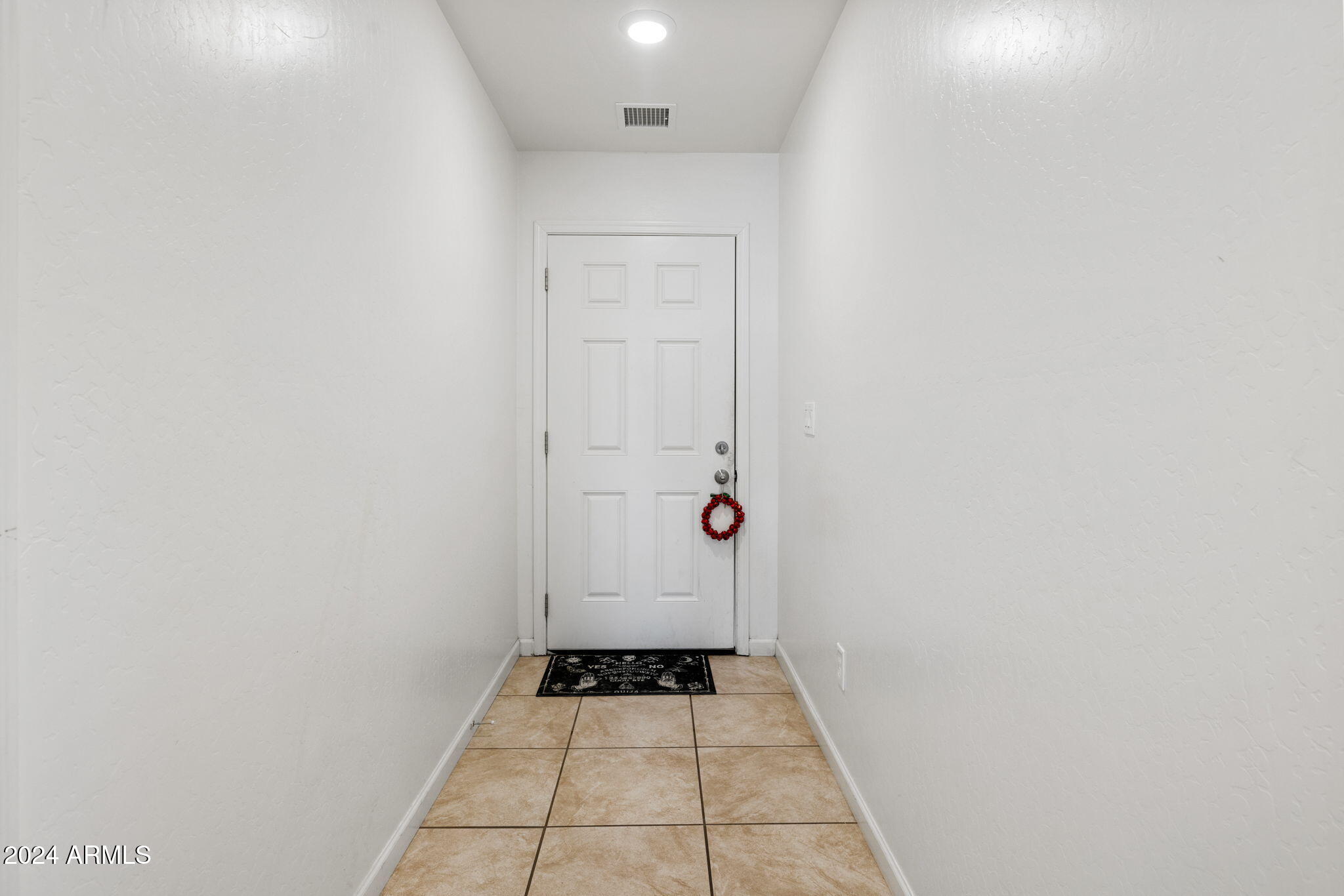8936 E Yavapai Road Property Photo 7