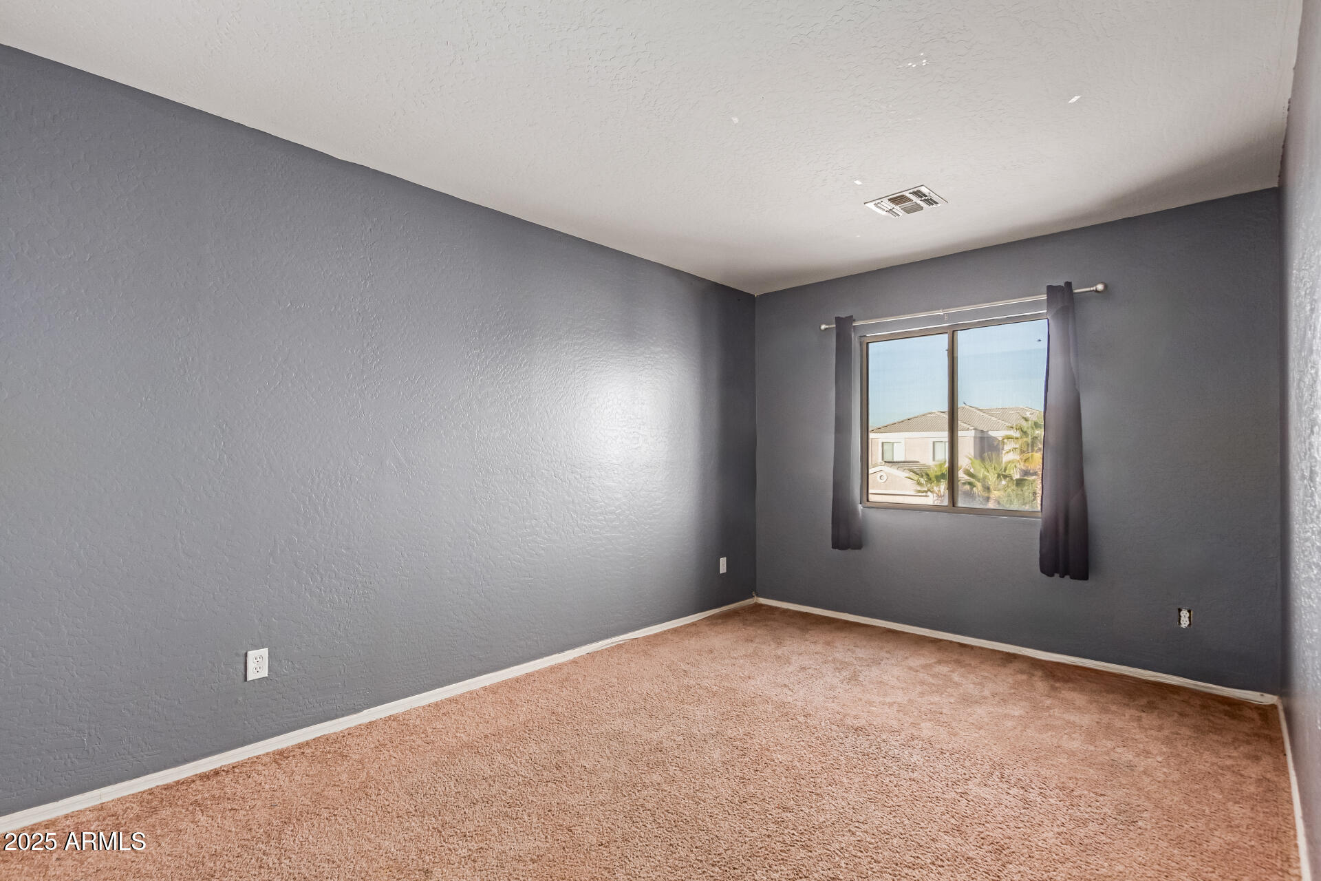 12305 W Flores Drive Property Photo 16