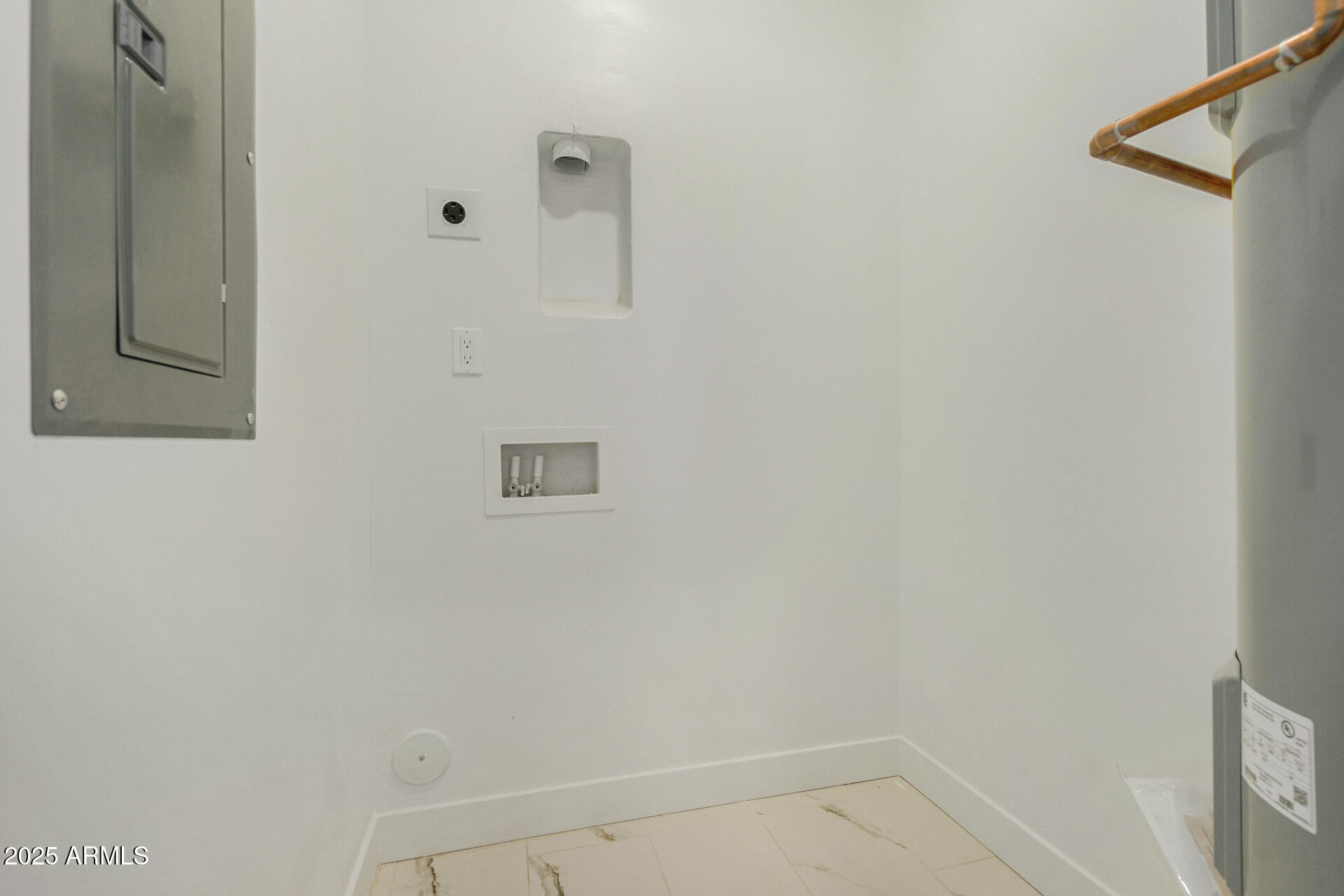 1305 E Madison Street Property Photo 23