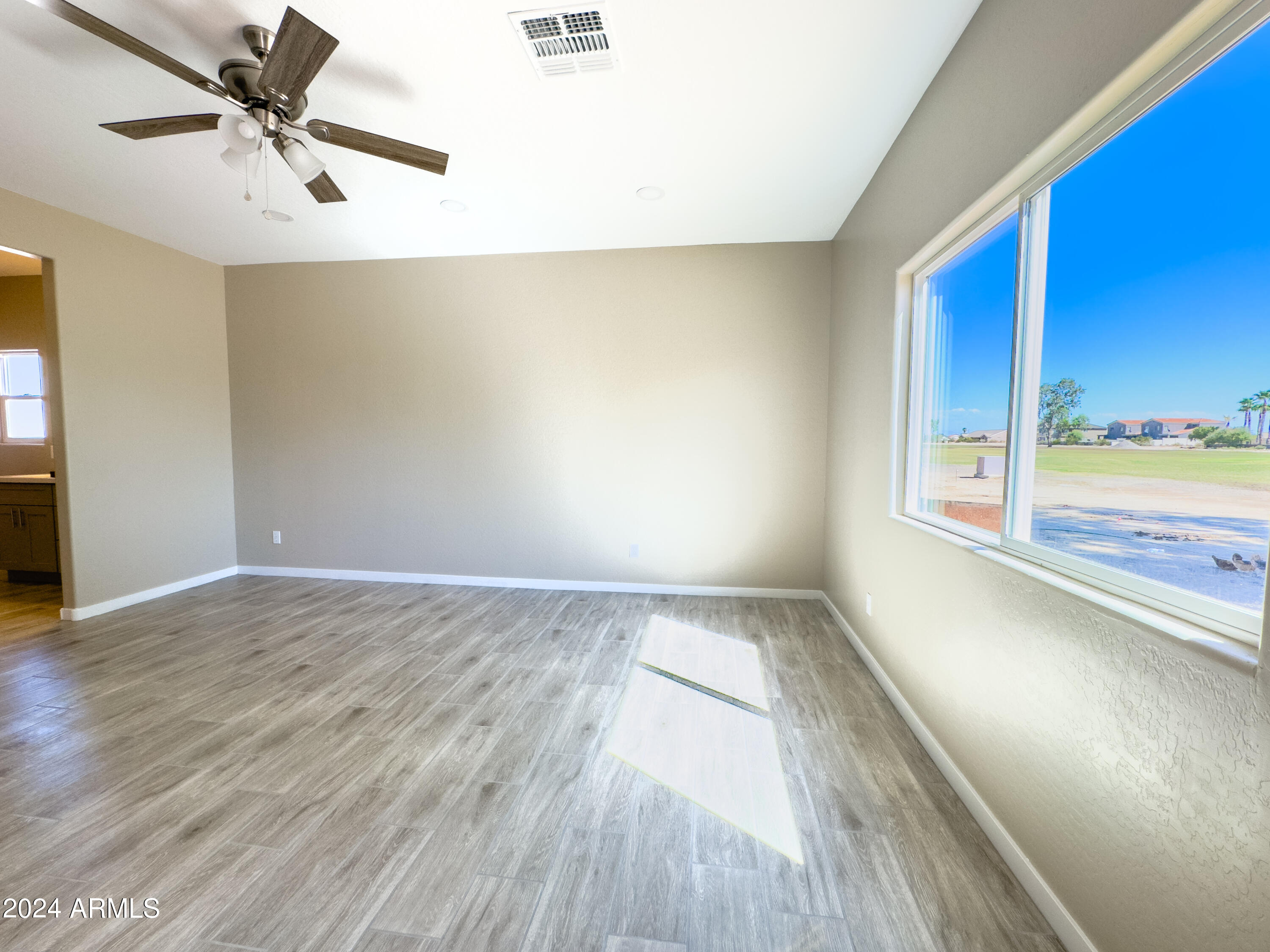 15235 S Country Club Drive Property Photo 7