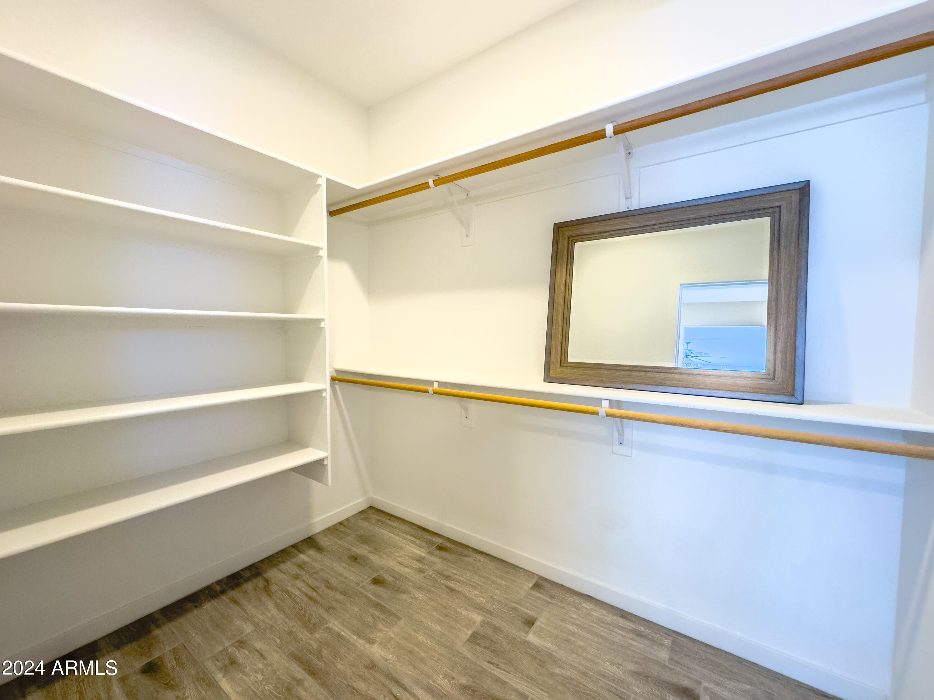 15235 S Country Club Drive Property Photo 10