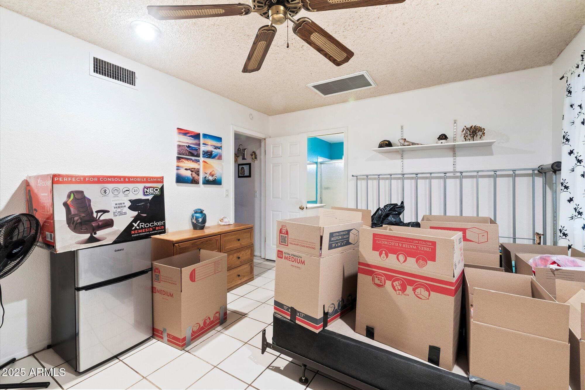 6820 W Cameron Drive Property Photo 18