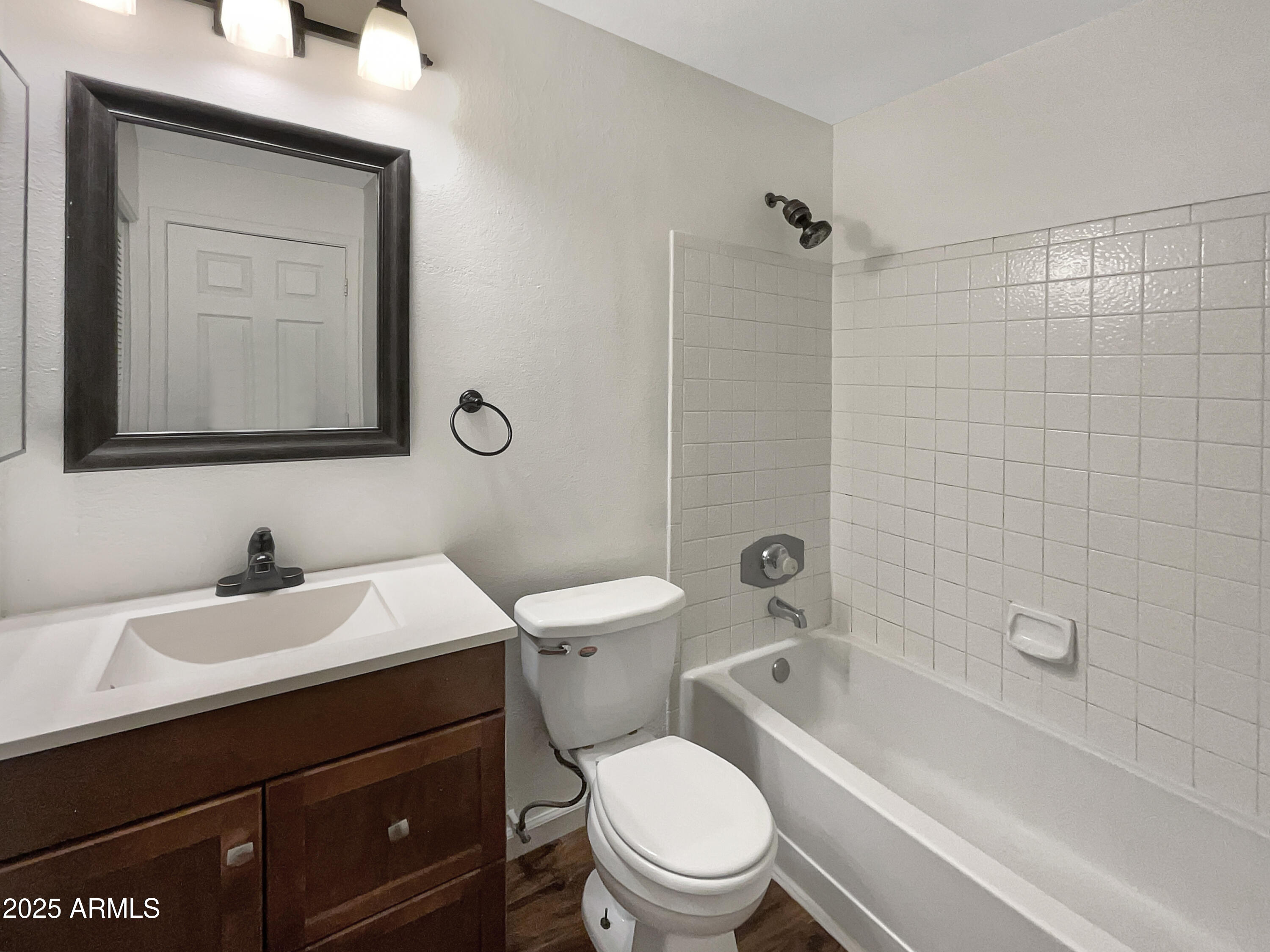 1601 N Saba Street Property Photo 7