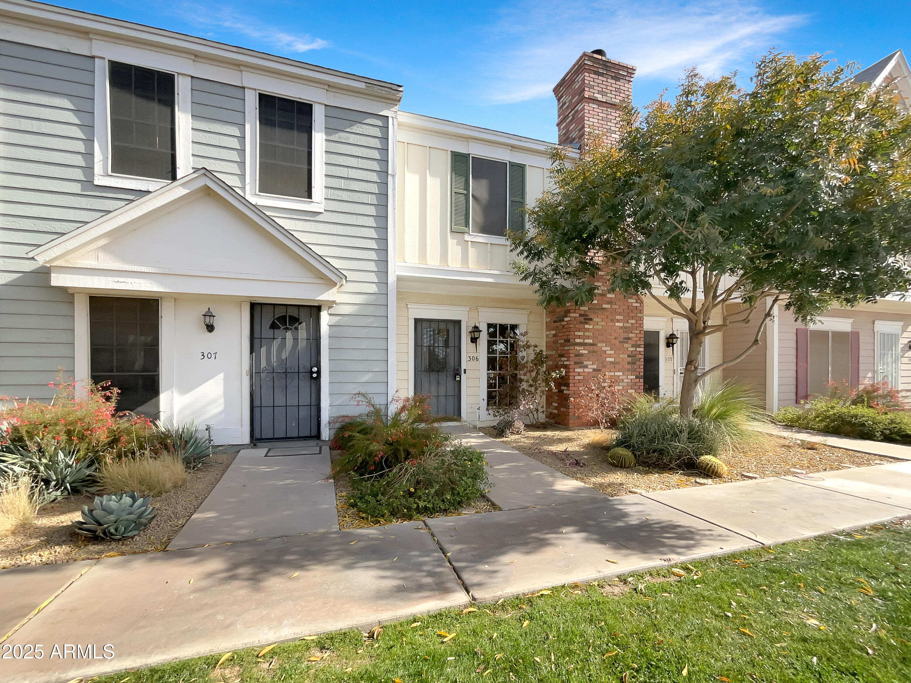 1601 N Saba Street Property Photo 11