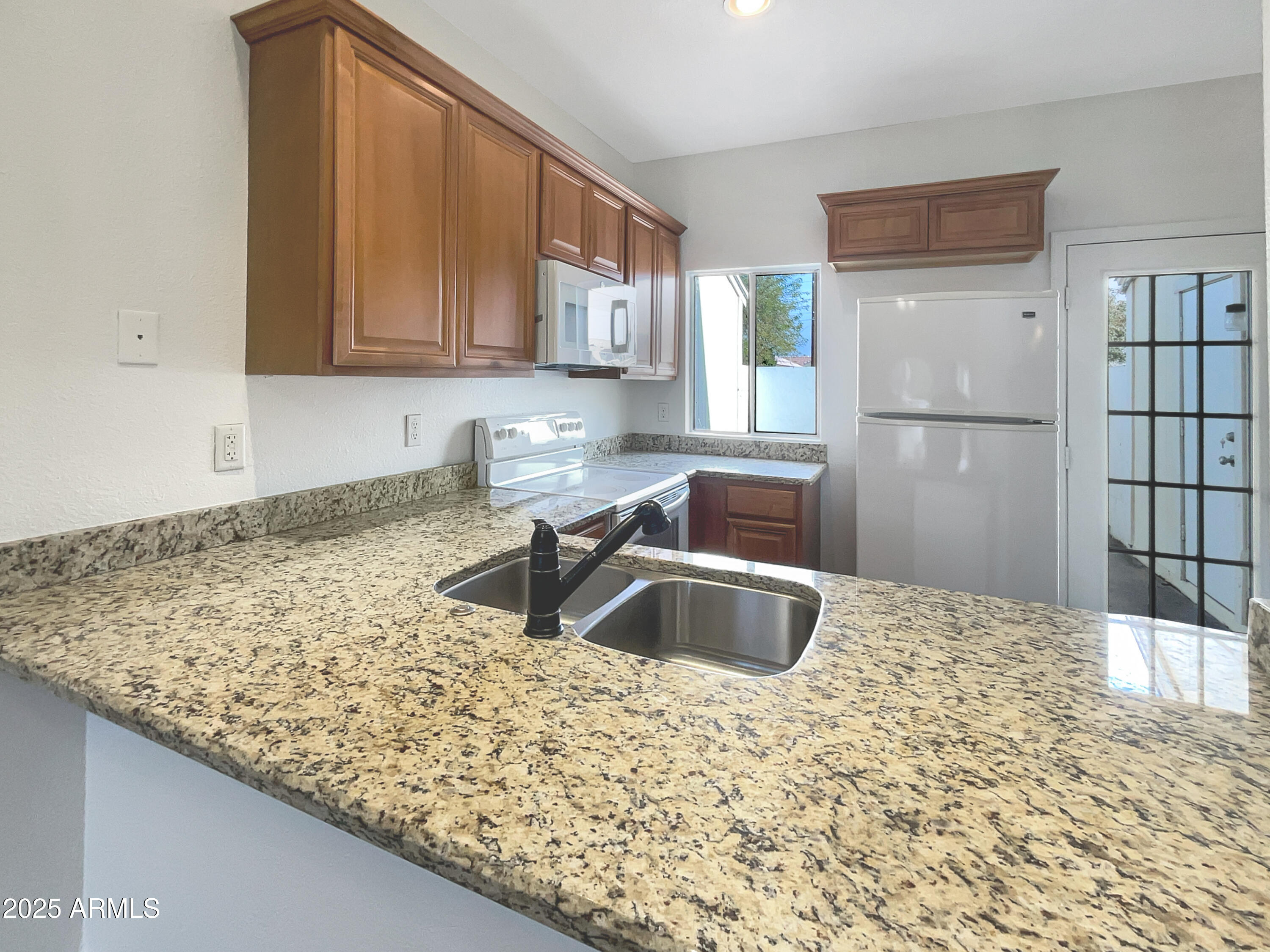 1601 N Saba Street Property Photo 14
