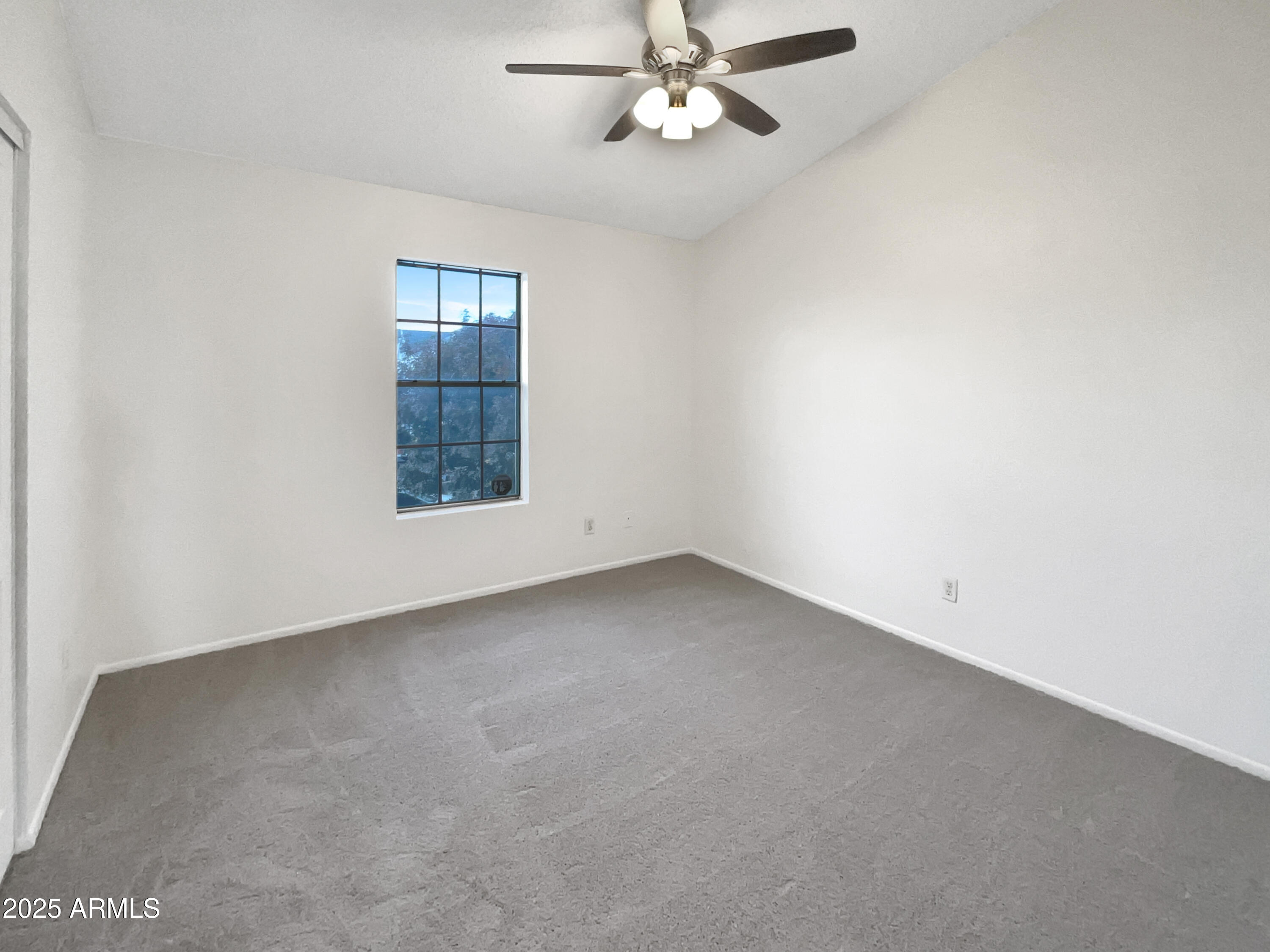 1601 N Saba Street Property Photo 21