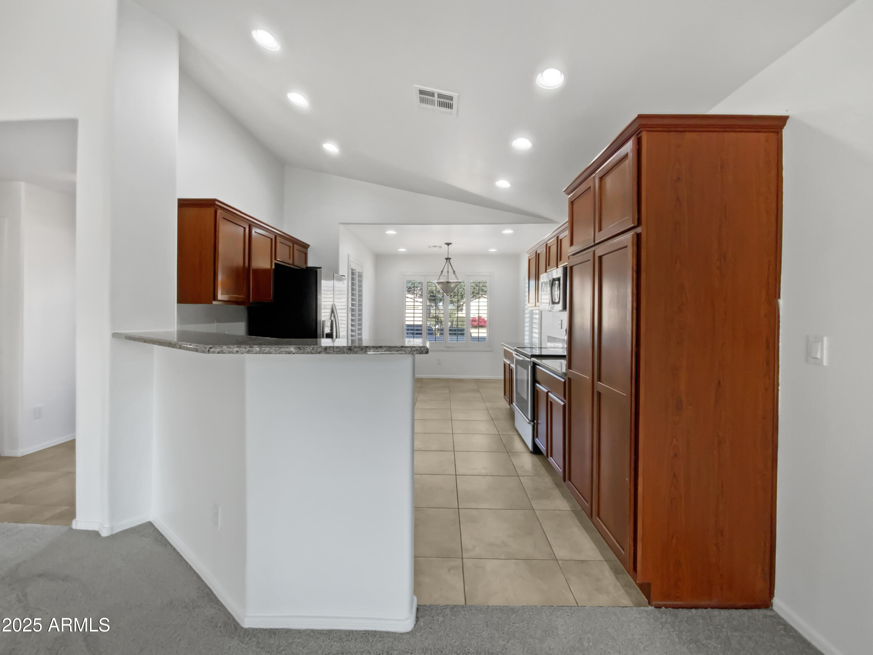 2635 E Desert Wind Drive Property Photo 14