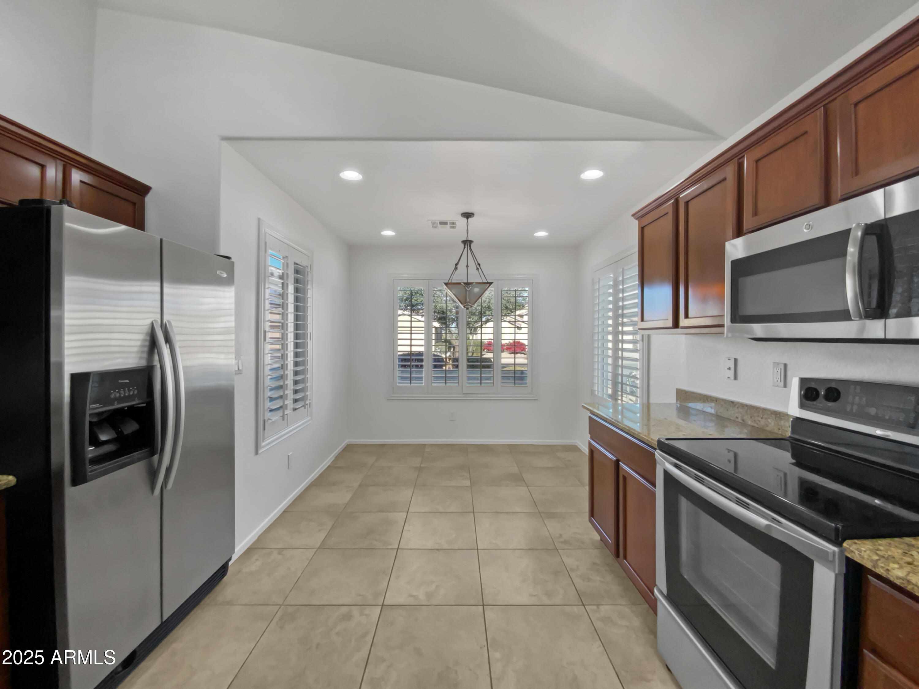 2635 E Desert Wind Drive Property Photo 15