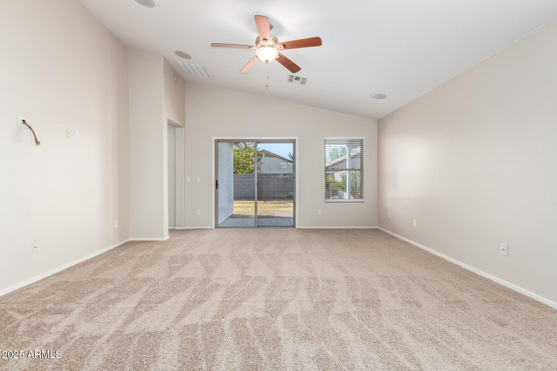1749 W Desert Mountain Drive Property Photo 5