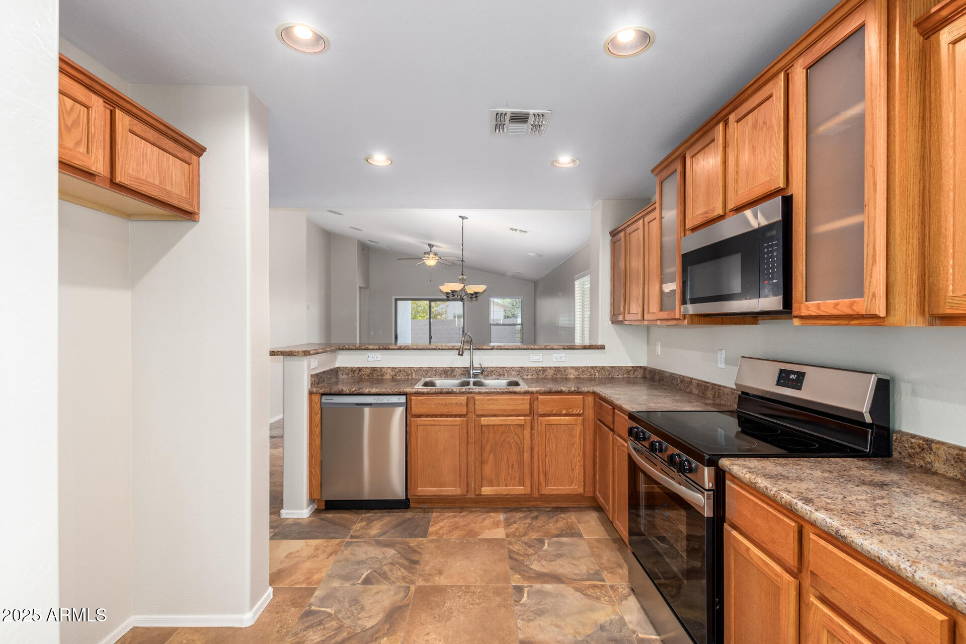 1749 W Desert Mountain Drive Property Photo 13