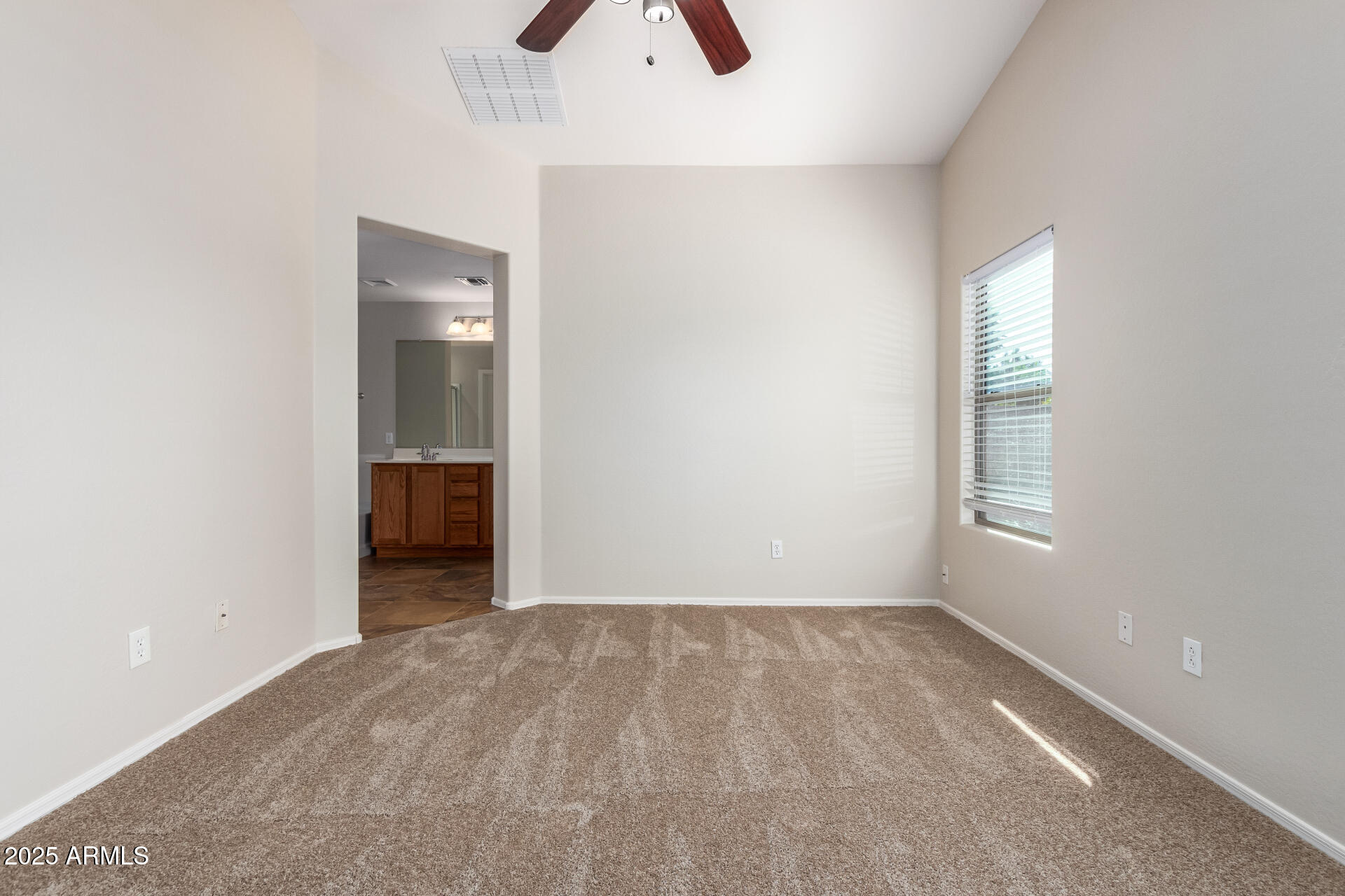 1749 W Desert Mountain Drive Property Photo 17