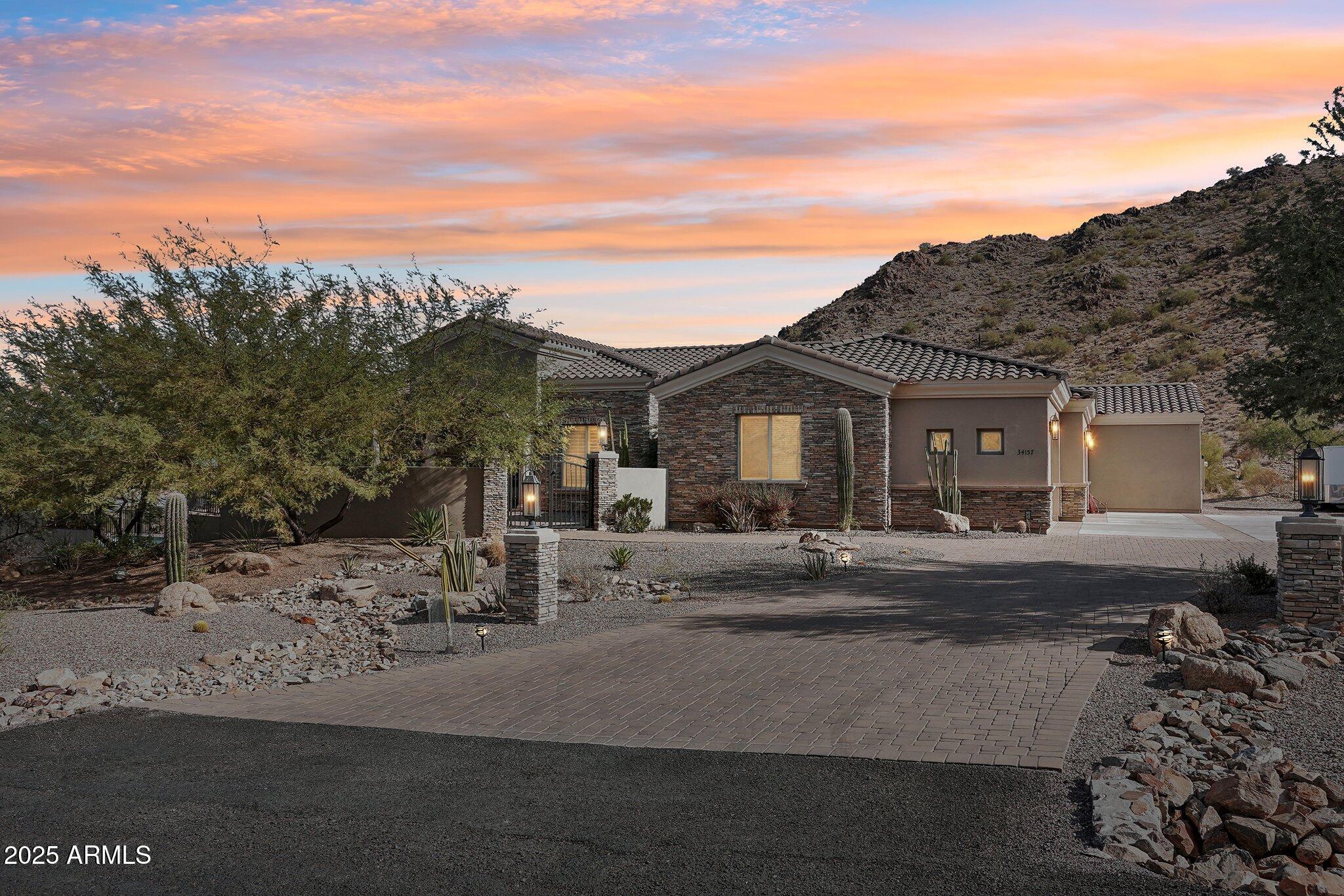 34157 N Mirage Court Property Photo 3