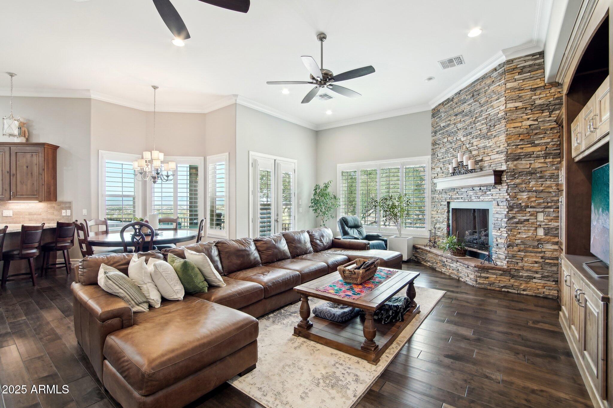34157 N Mirage Court Property Photo 5