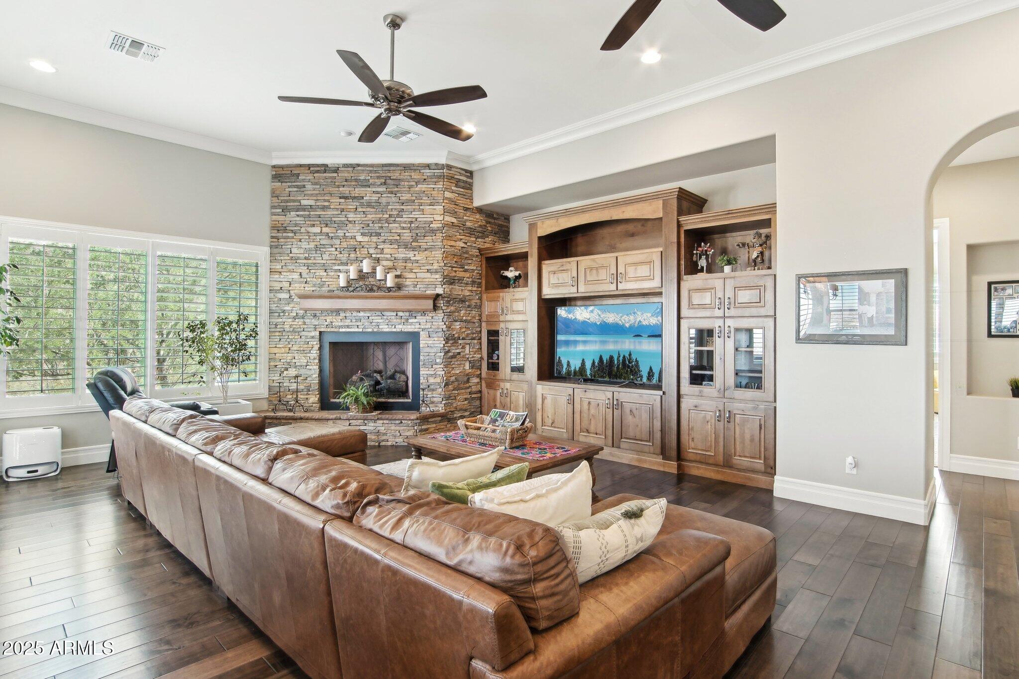 34157 N Mirage Court Property Photo 13