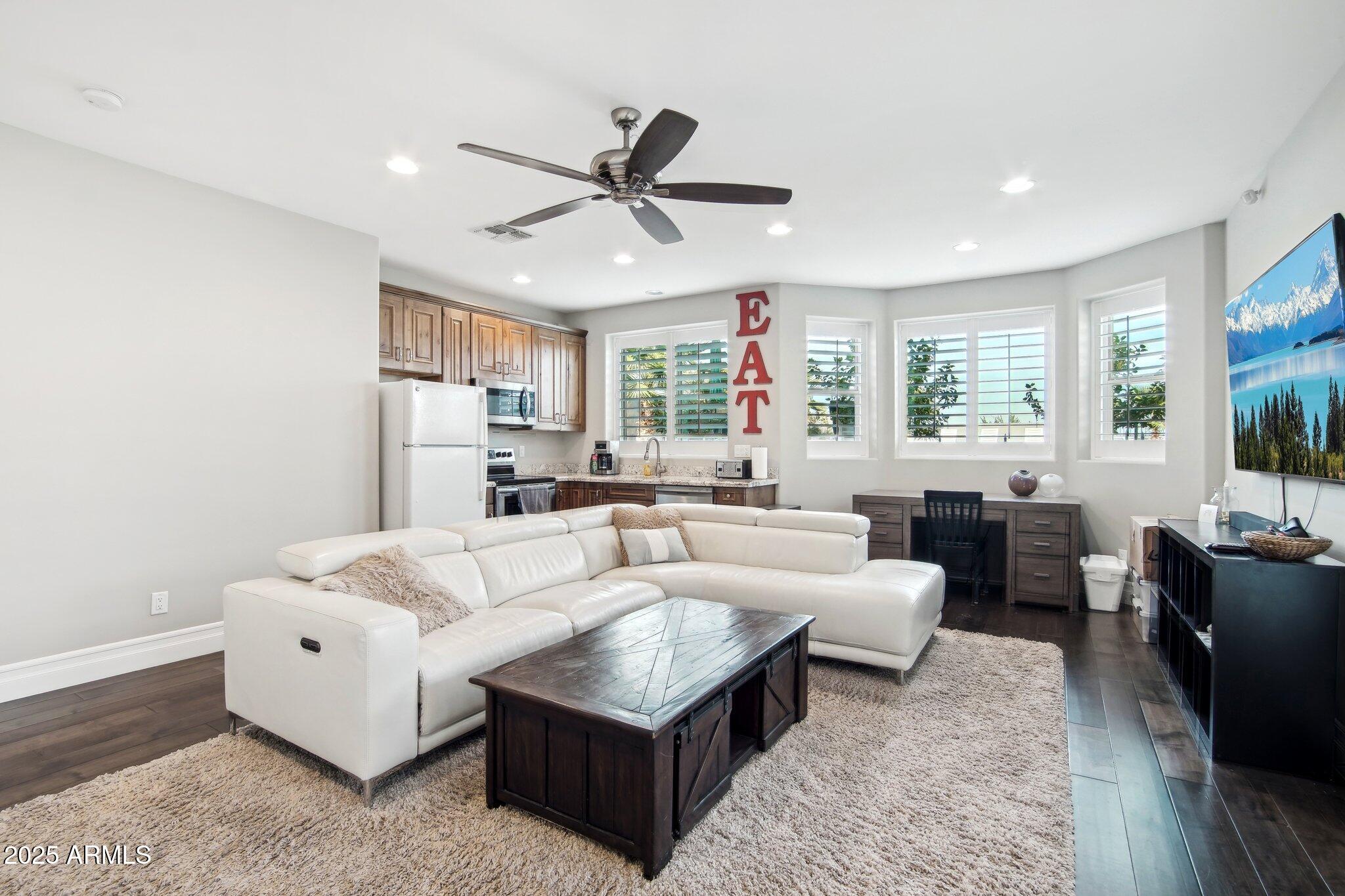 34157 N Mirage Court Property Photo 29