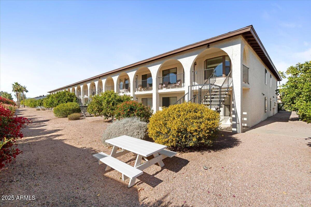3270 S Goldfield Road Property Photo 10
