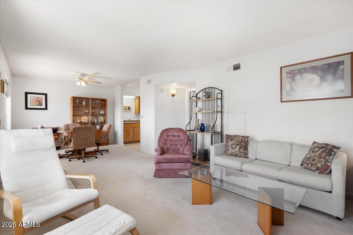 3270 S Goldfield Road Property Photo 15