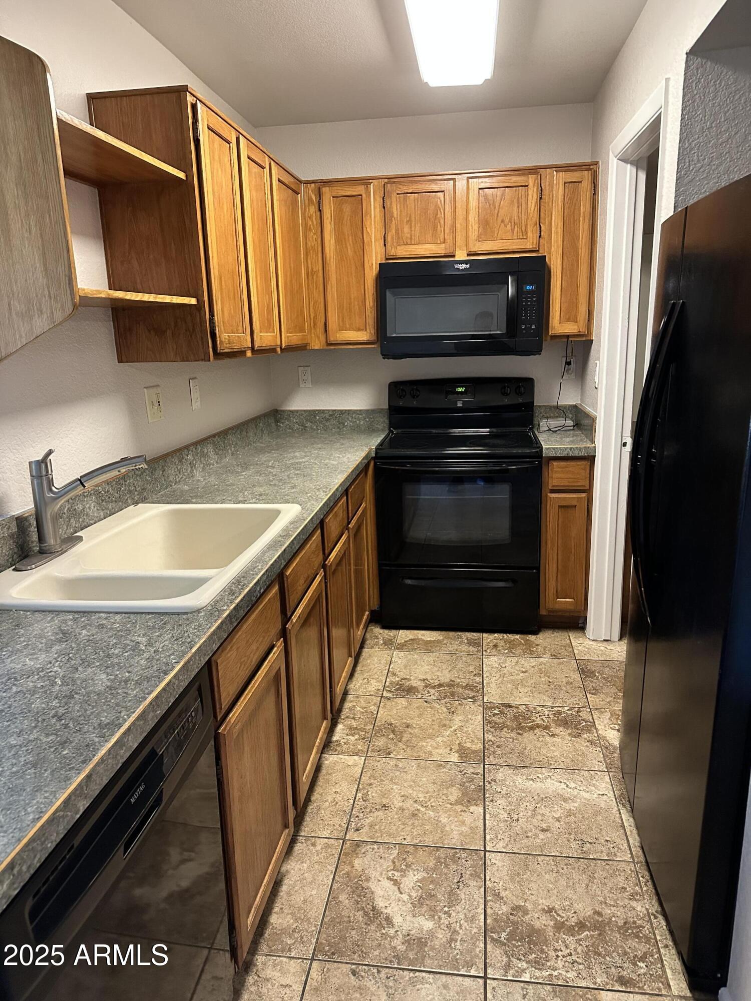 8625 E Belleview Place Property Photo 12