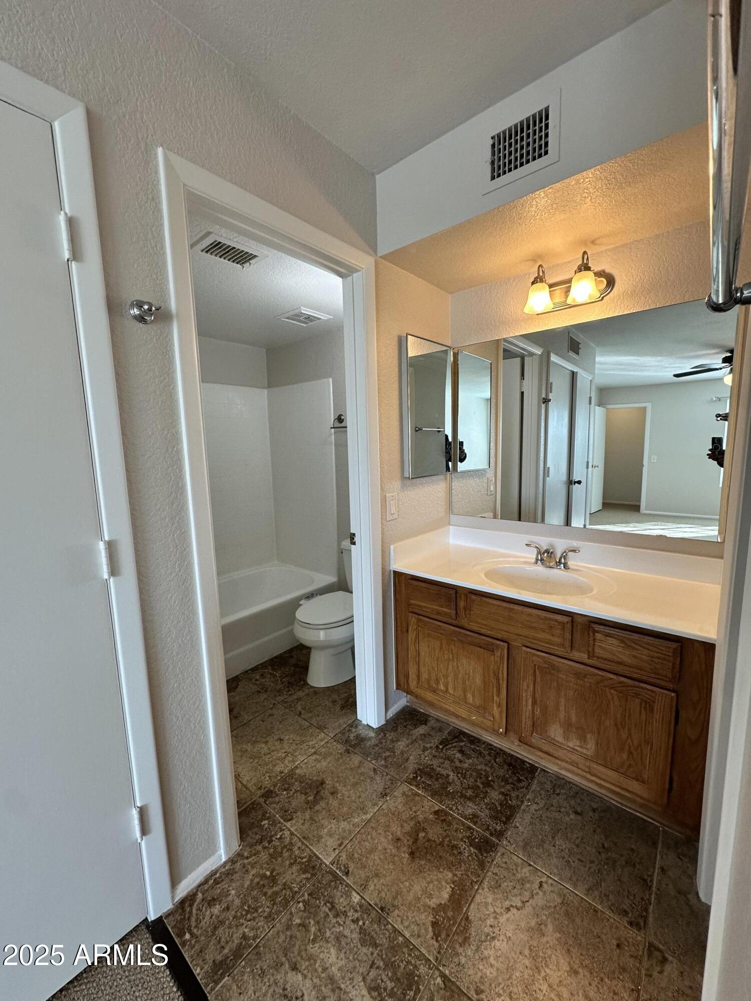 8625 E Belleview Place Property Photo 27