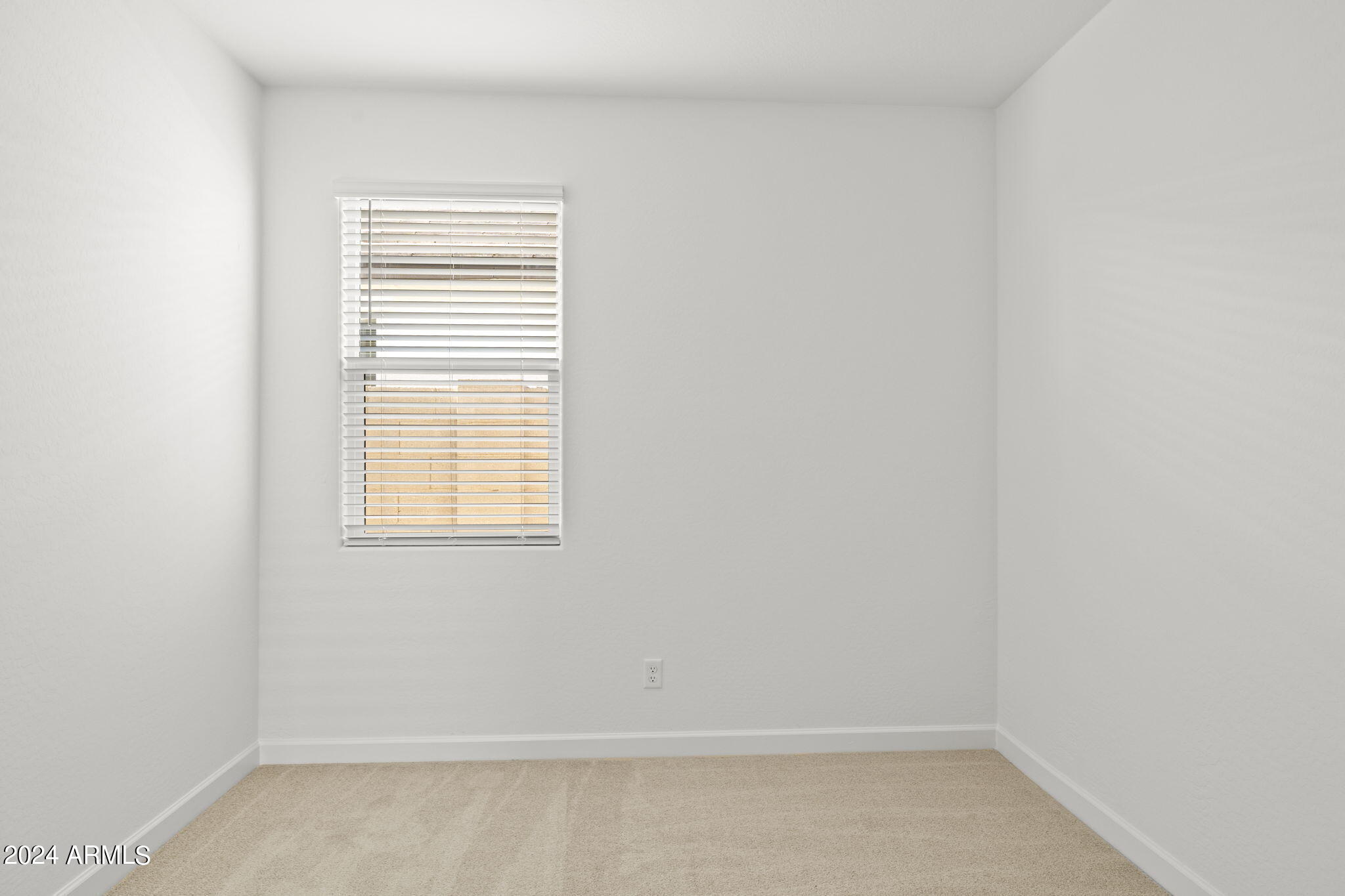1559 S 239th Drive Property Photo 31