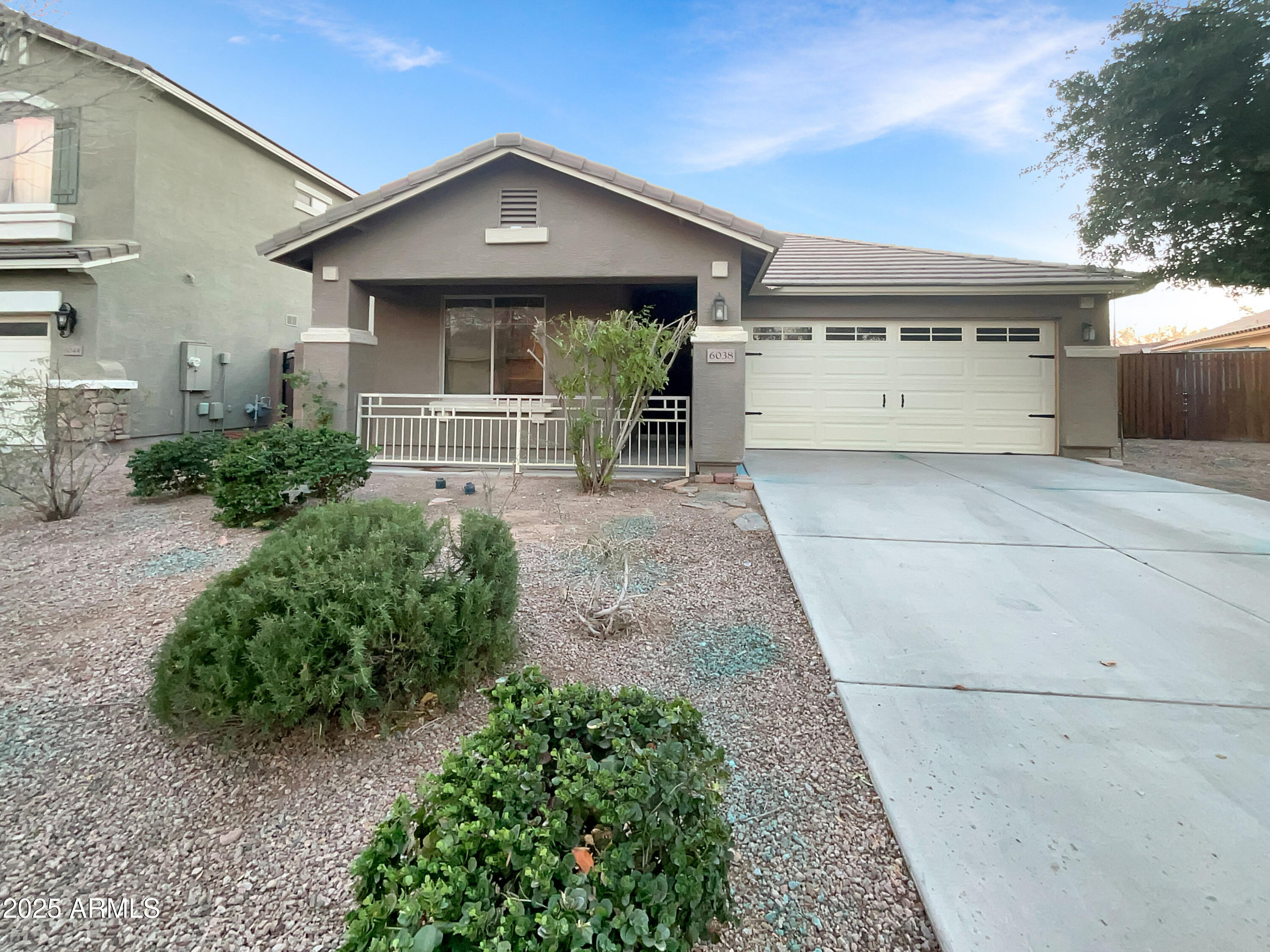 6038 S Connie Lane Property Photo 1
