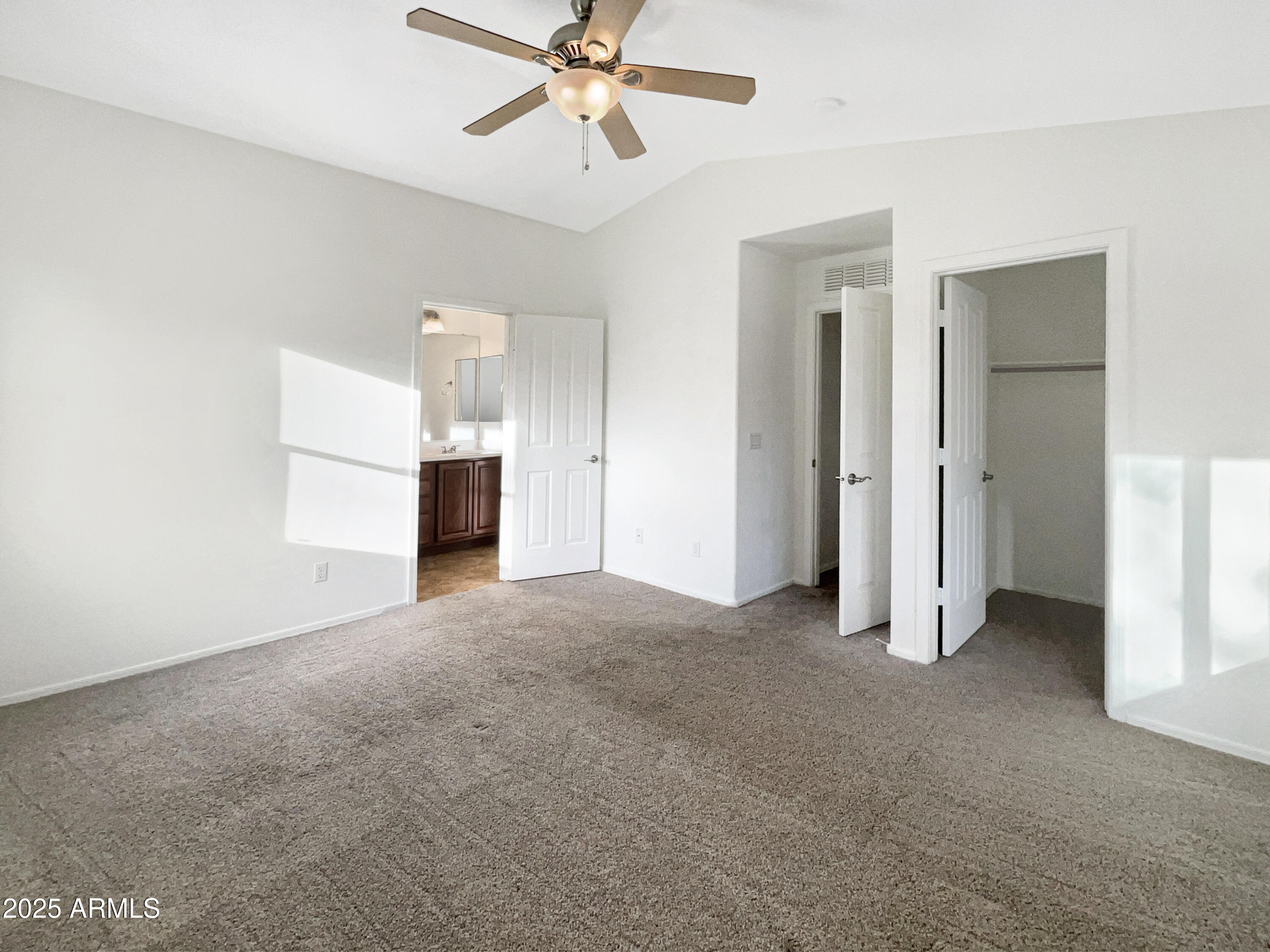 6038 S Connie Lane Property Photo 5