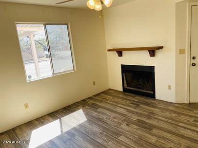 3319 E Presidio Road Property Photo 9
