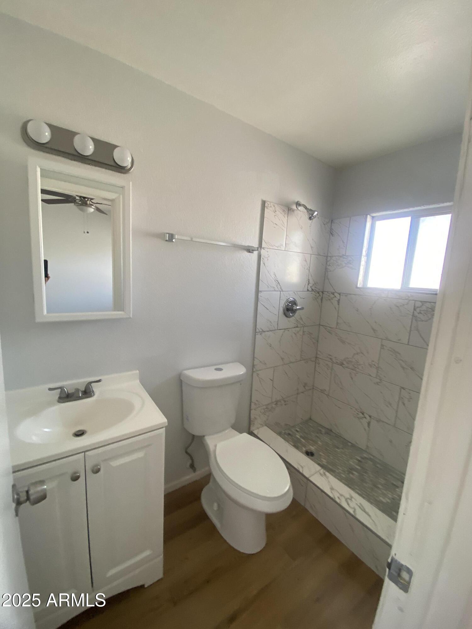 9201 N 12th Street Property Photo 16