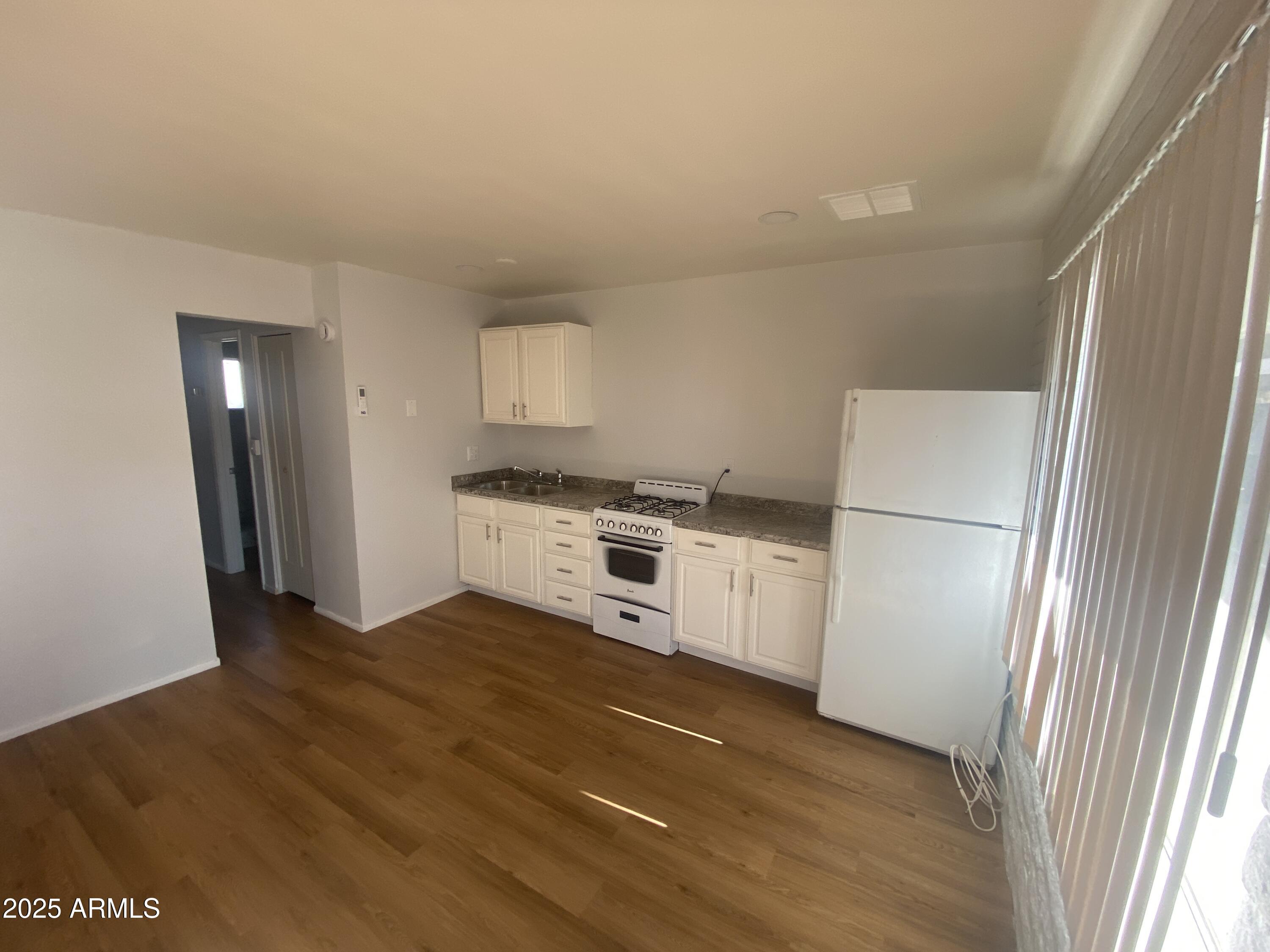 9201 N 12th Street Property Photo 17