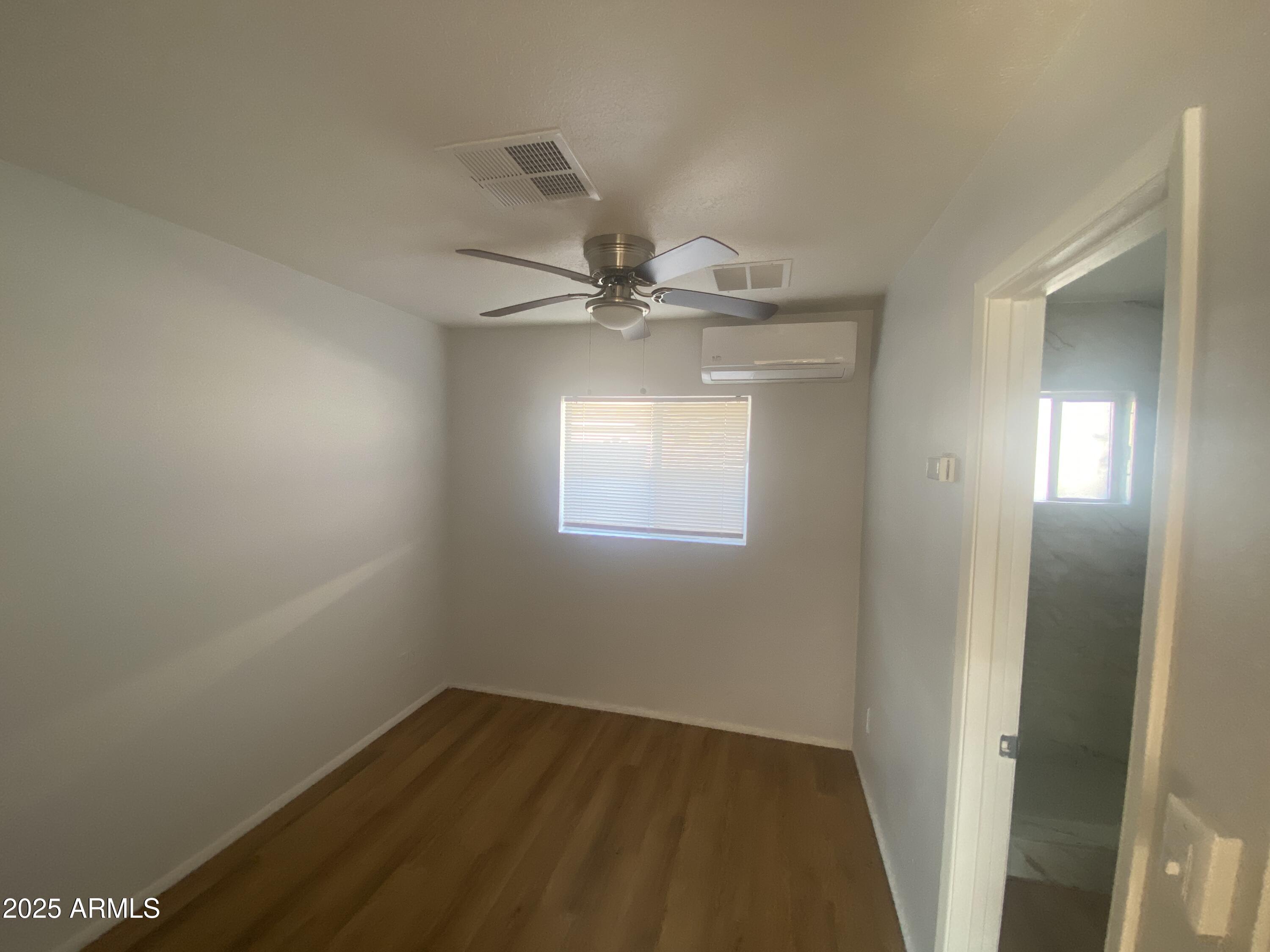 9201 N 12th Street Property Photo 19