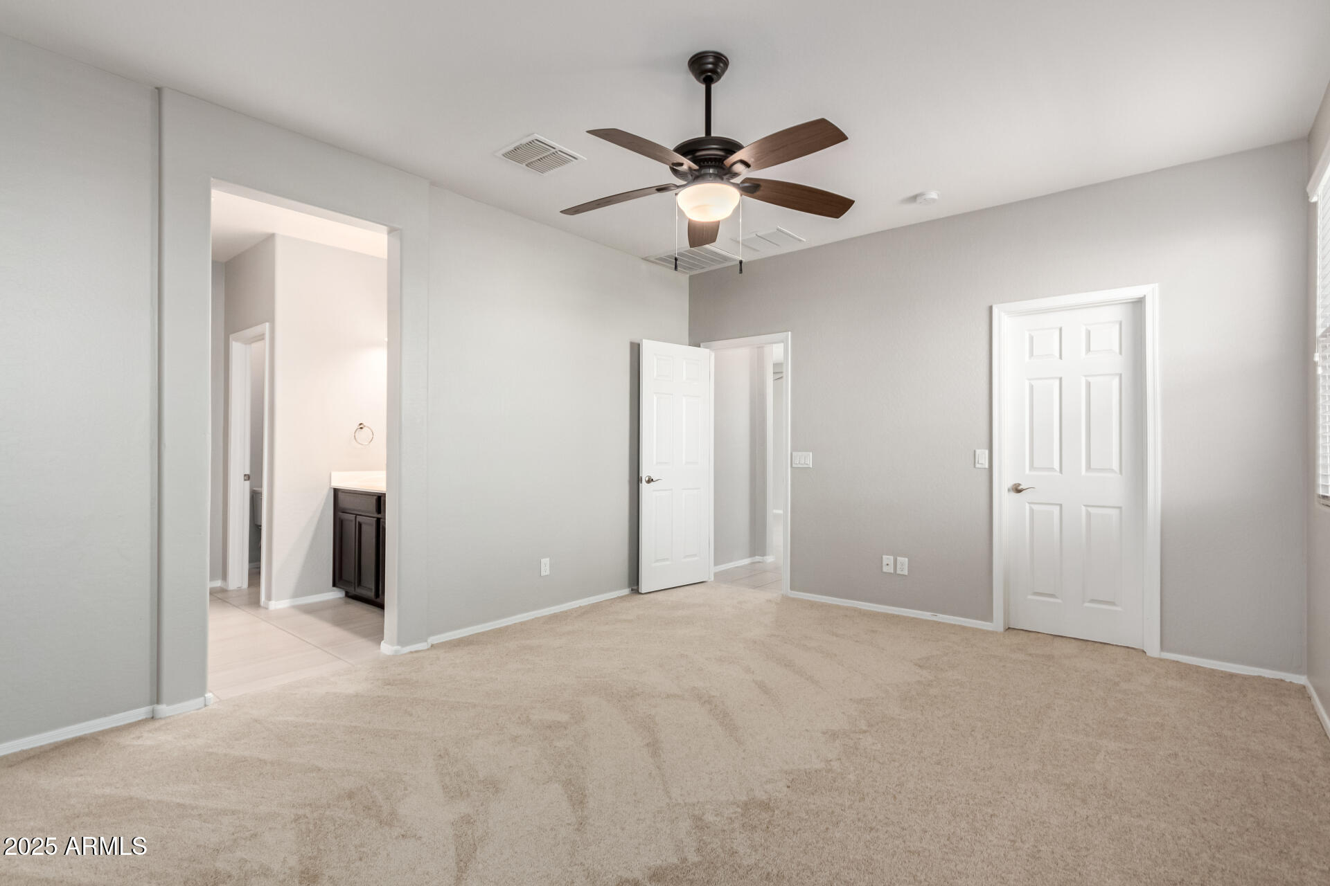 1154 W Lowell Drive Property Photo 19