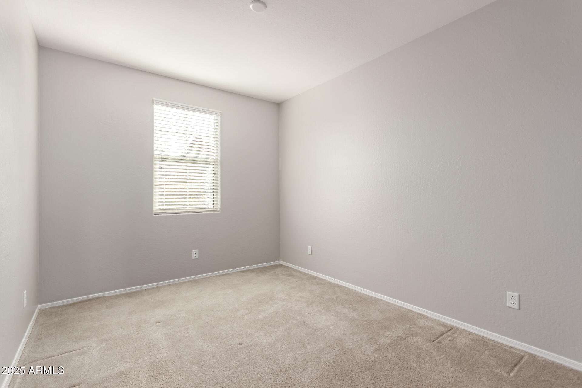 1154 W Lowell Drive Property Photo 26