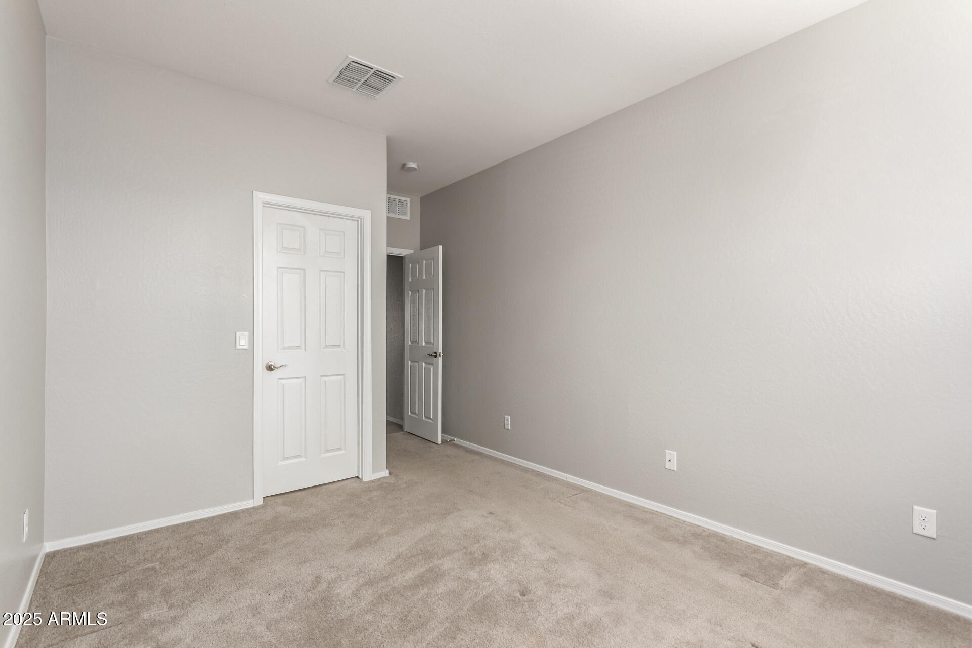 1154 W Lowell Drive Property Photo 27