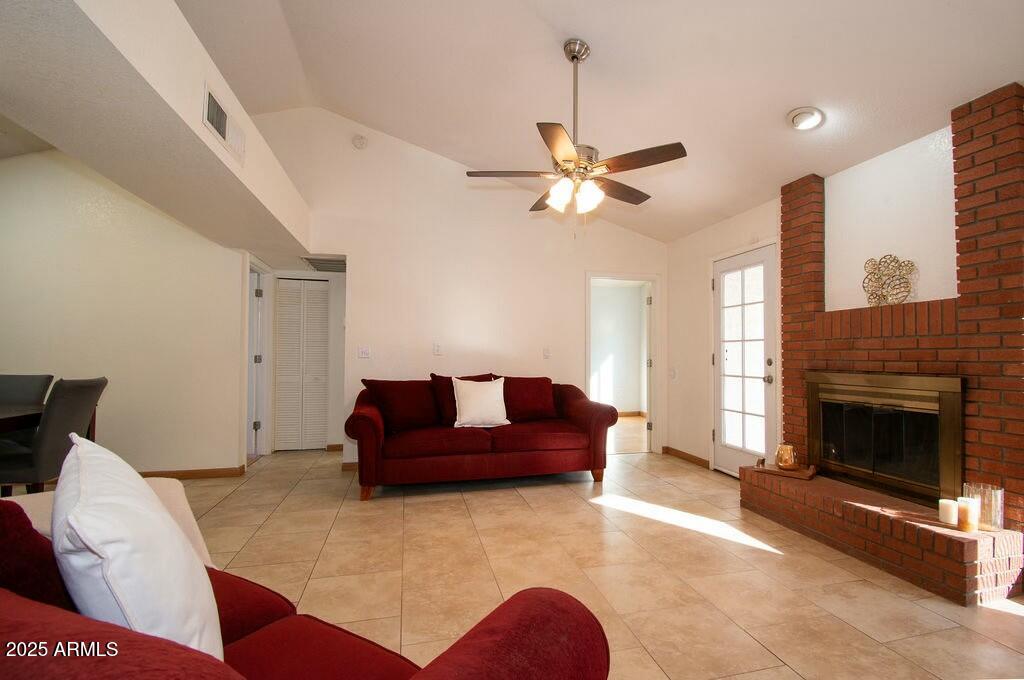 1636 E Juanita Avenue Property Photo 7