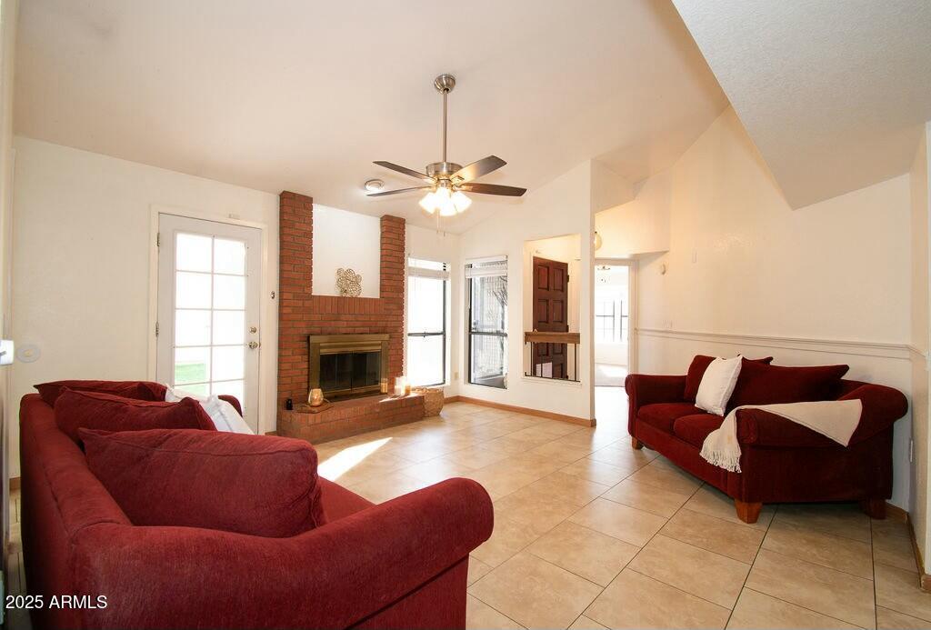 1636 E Juanita Avenue Property Photo 8