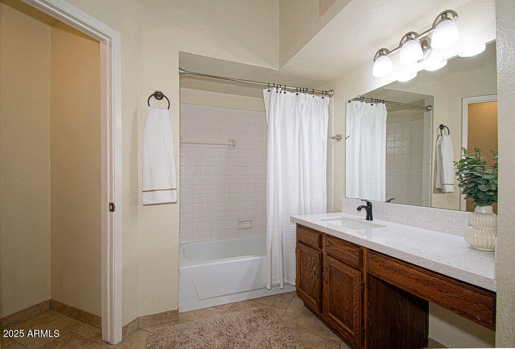 1636 E Juanita Avenue Property Photo 16