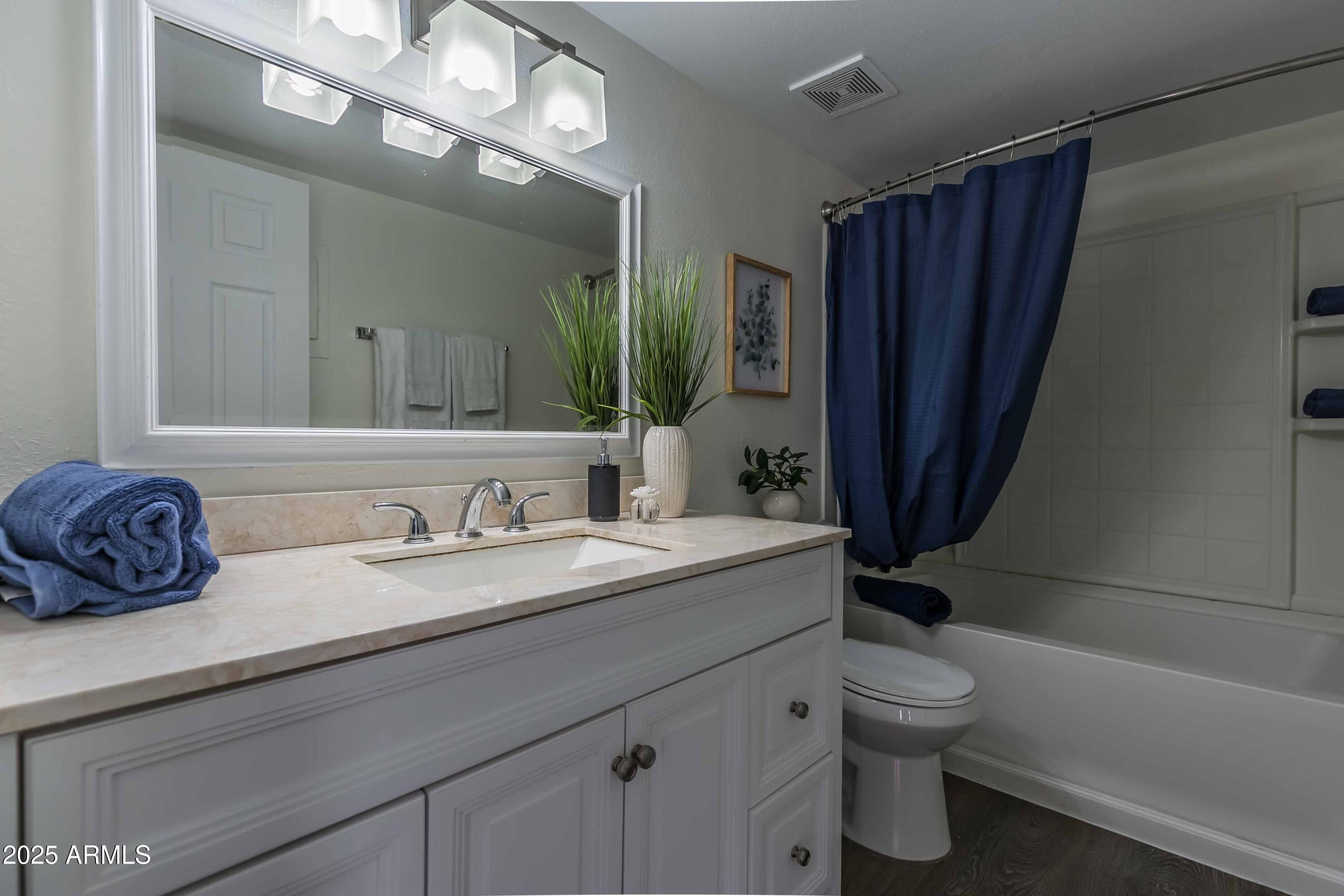 1069 N 84th Place Property Photo 13