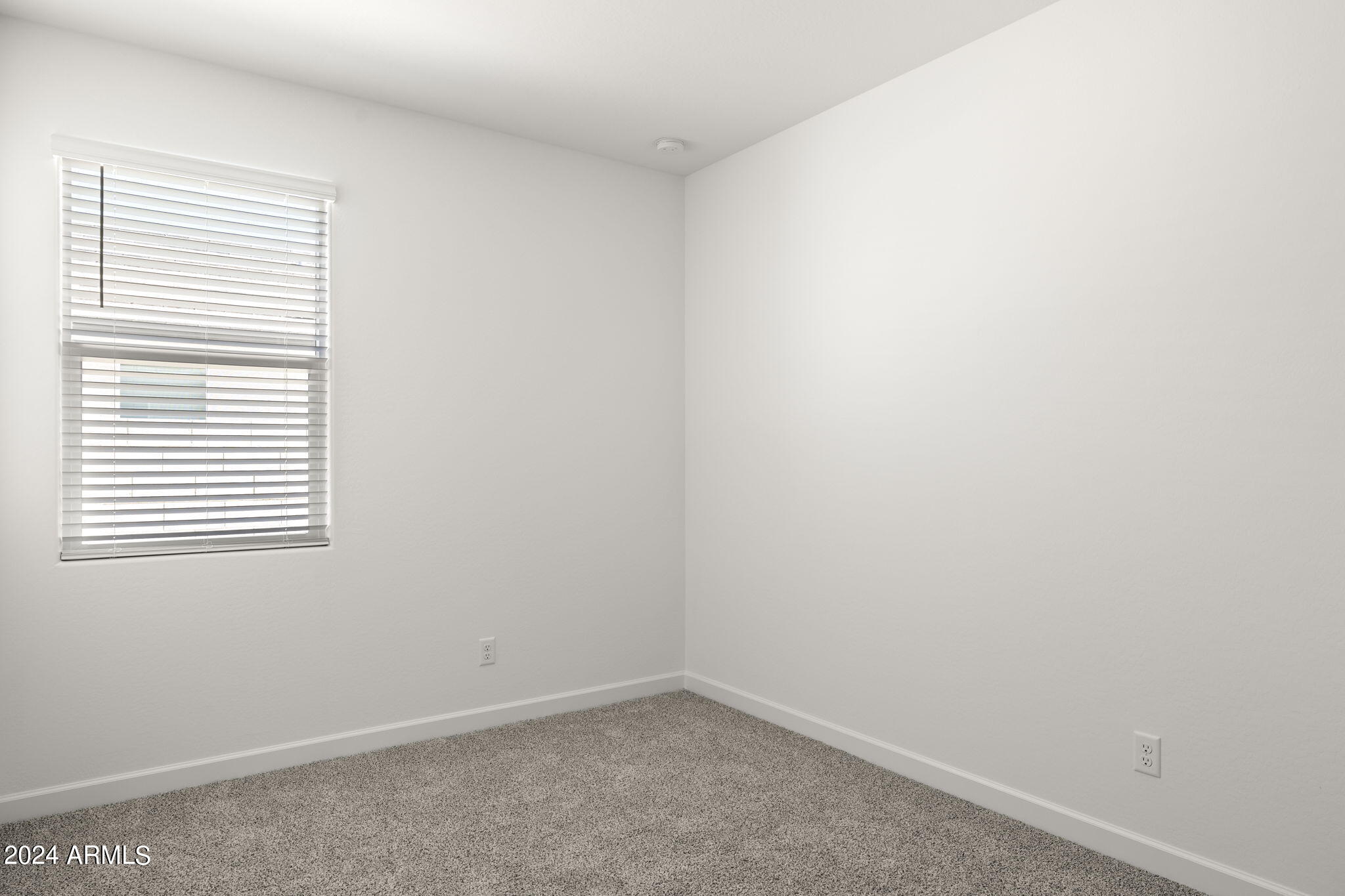 1615 S 239th Drive Property Photo 34