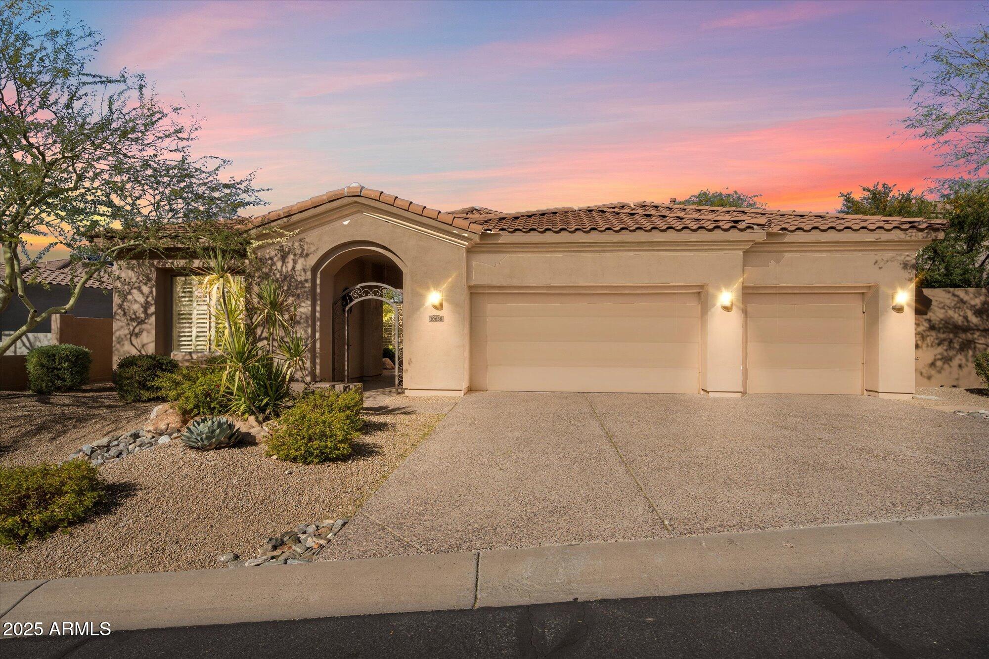 10638 E Blanche Drive Property Photo 1