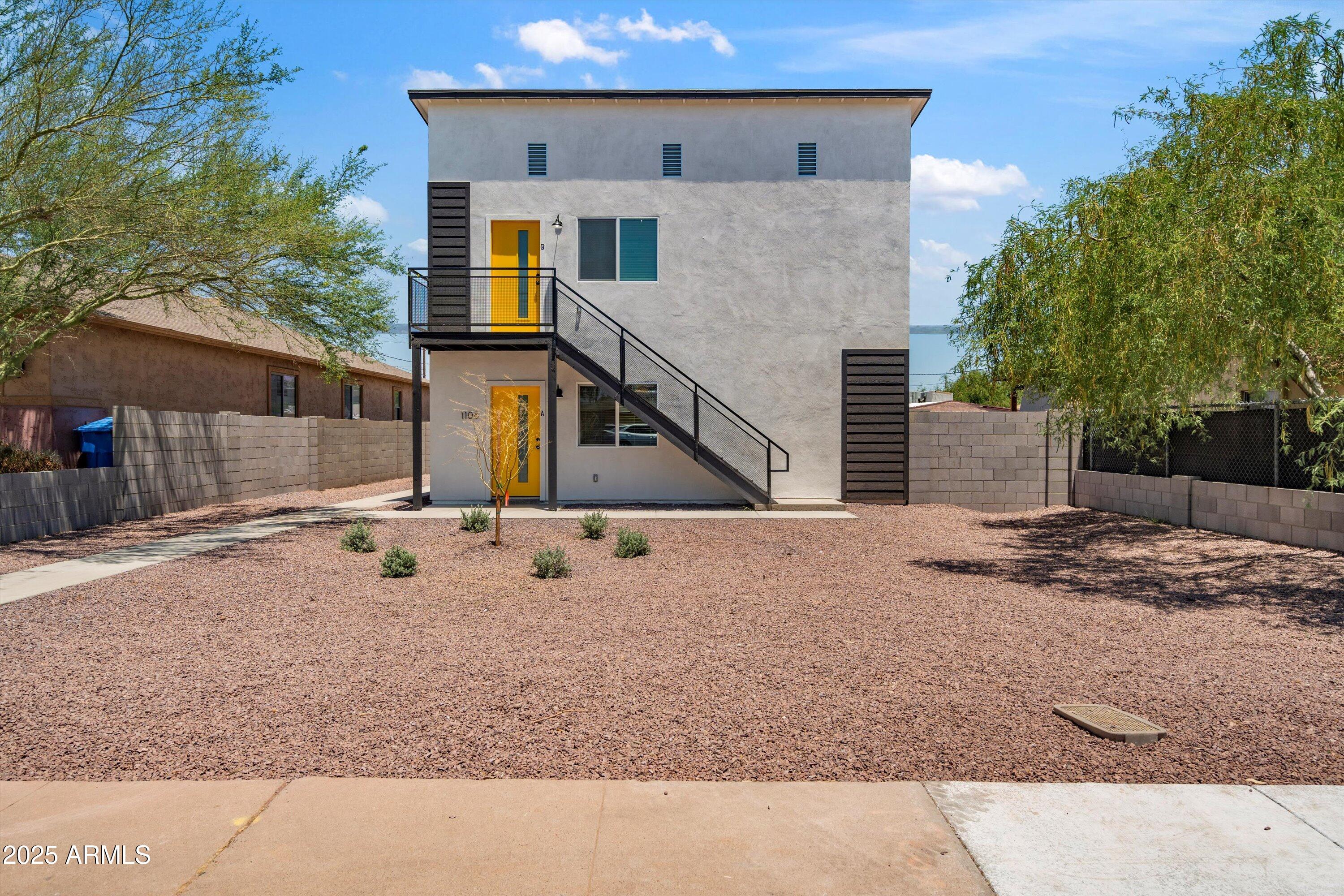1106 E Papago Street Property Photo 1