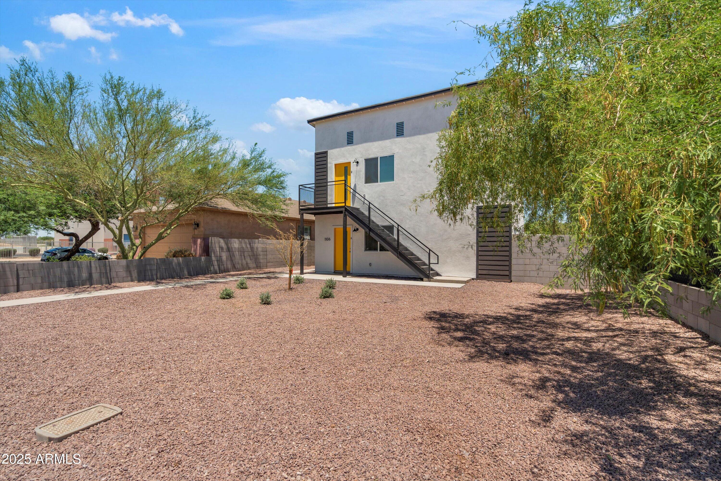 1106 E Papago Street Property Photo 4