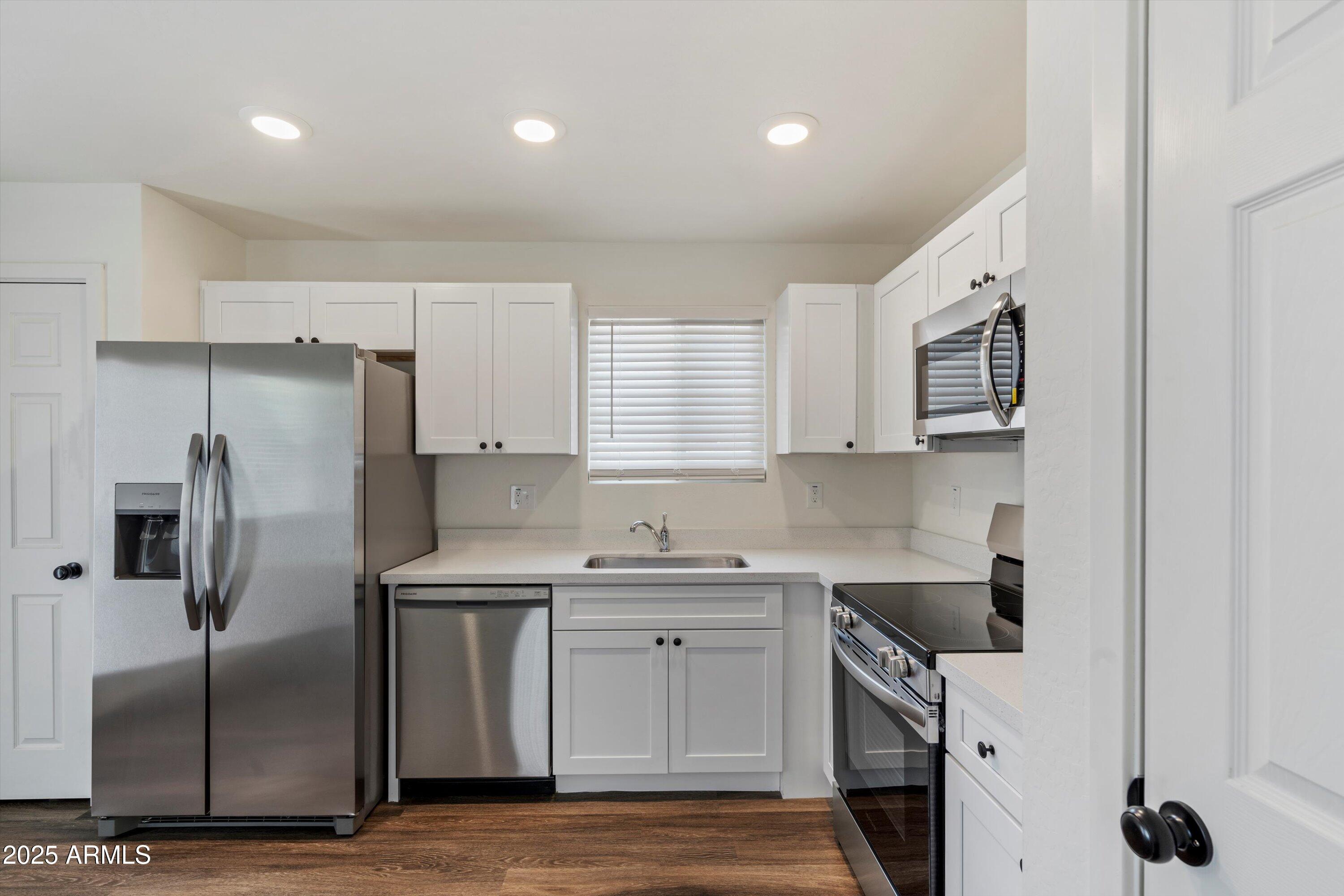 1106 E Papago Street Property Photo 6