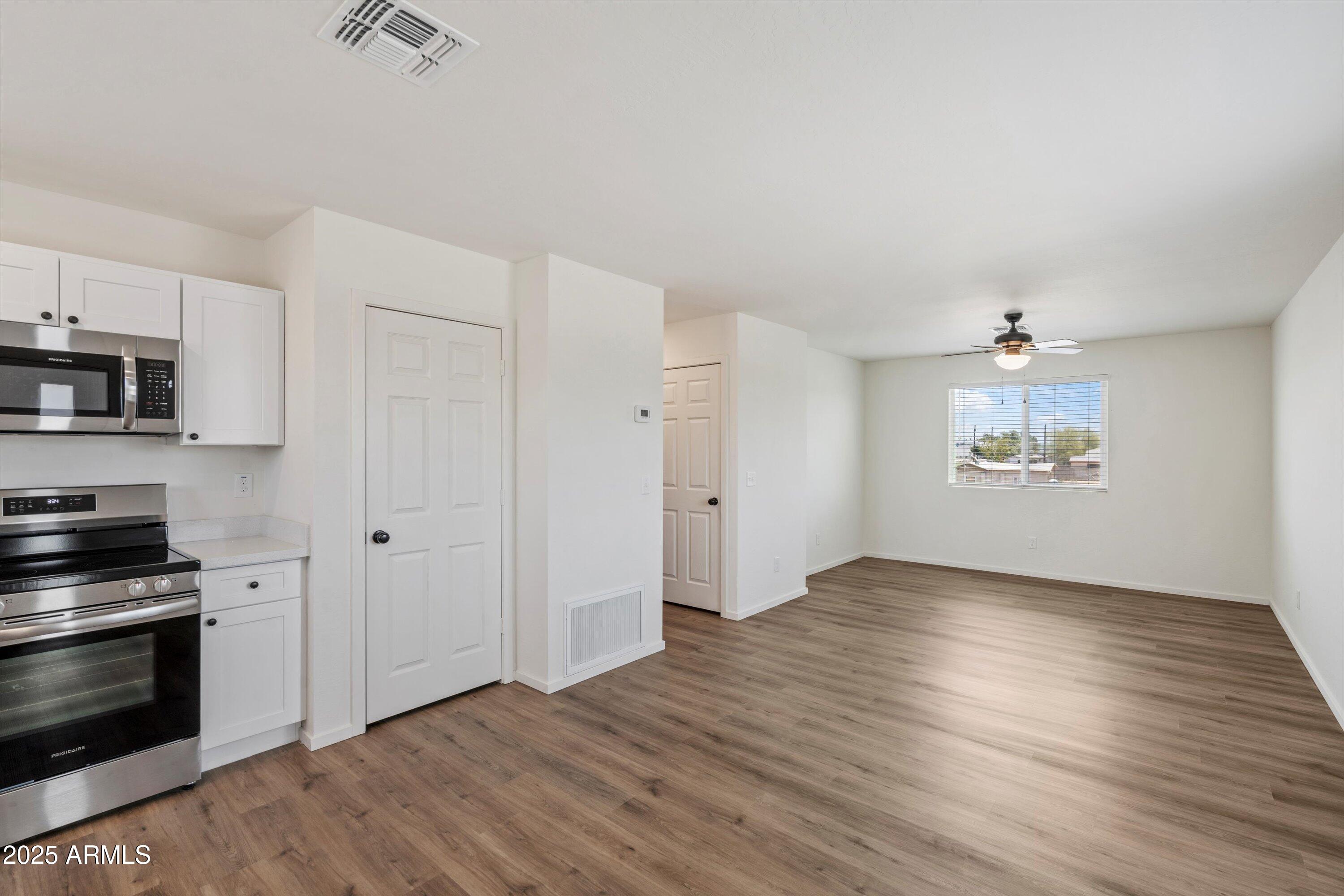 1106 E Papago Street Property Photo 7