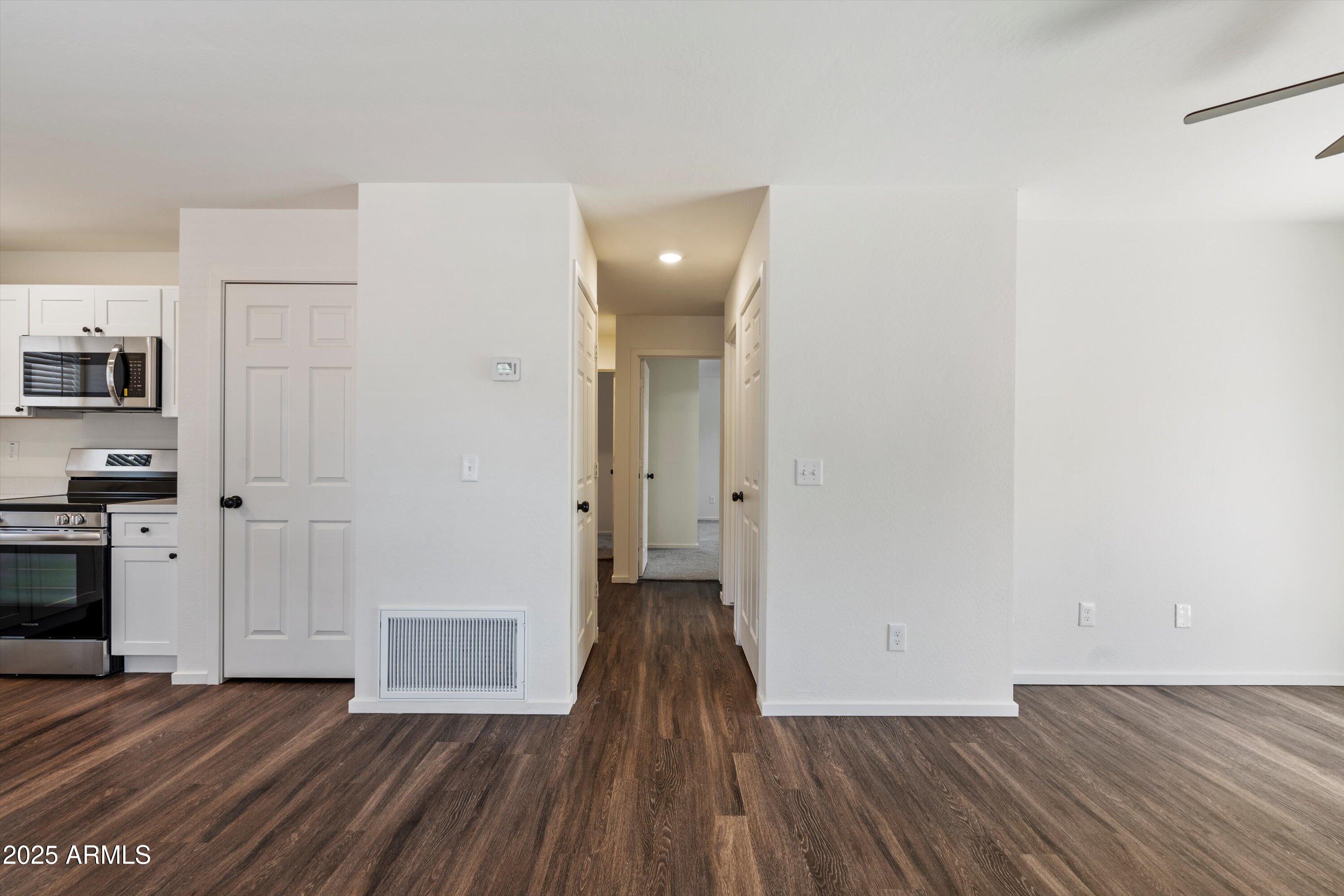 1106 E Papago Street Property Photo 8